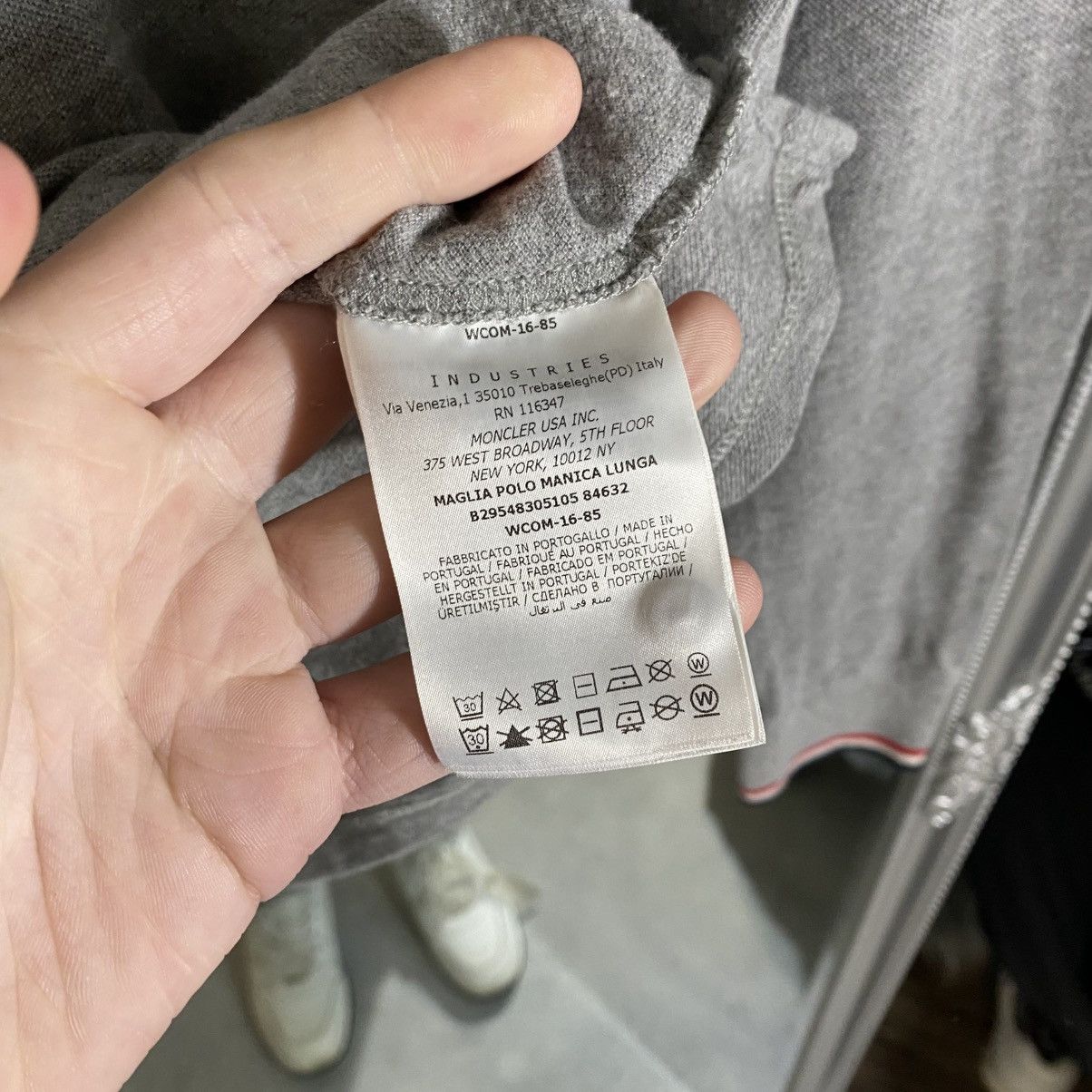 Moncler Moncler polo longsleeve t shirt Size US XXS / EU 40 - 5 Thumbnail