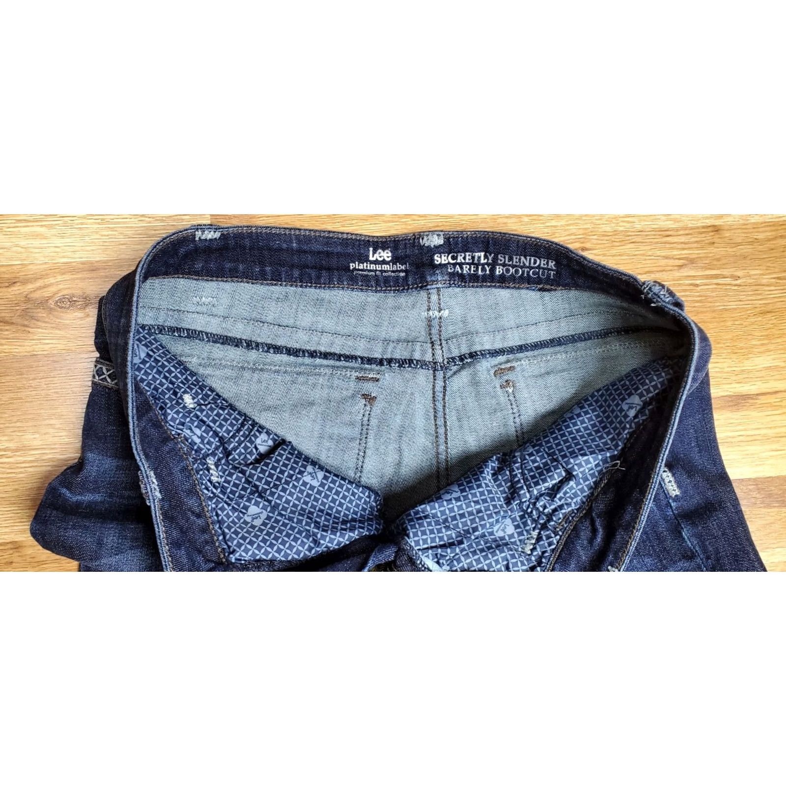 Lee Lee Platinum Label Jeans Women Sz 32 x 30 Denim Barely Bootcut Deep Slender Size 24" / US 00 / IT 34 - 5 Thumbnail