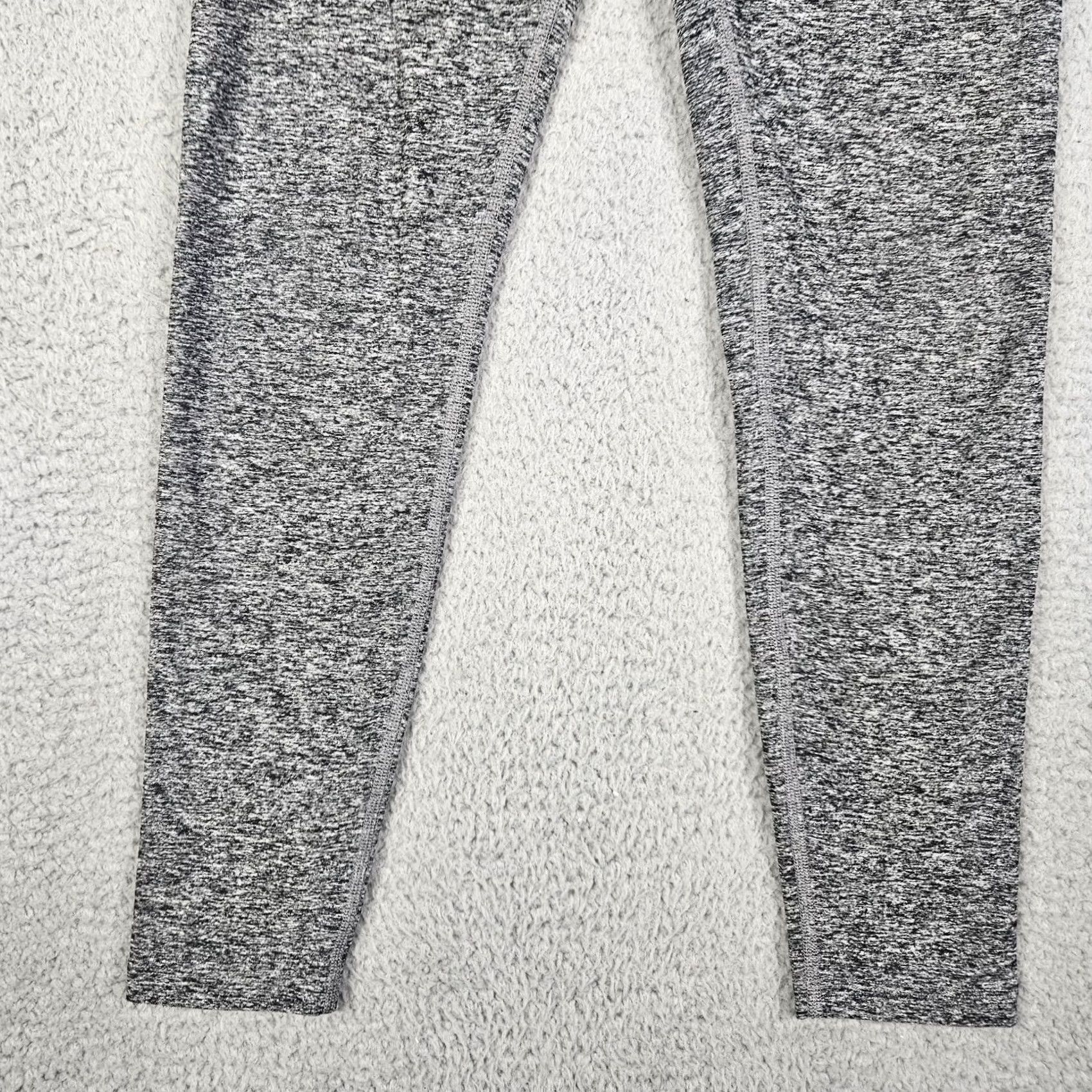 Beyond Yoga Beyond Yoga Leggings Women’s Heather Gray Size S Made In the USA Gray Activewear Pants Skinny Waist 22 USA Theme Womens Size 28" / US 6 / IT 42 - 2 Thumbnail