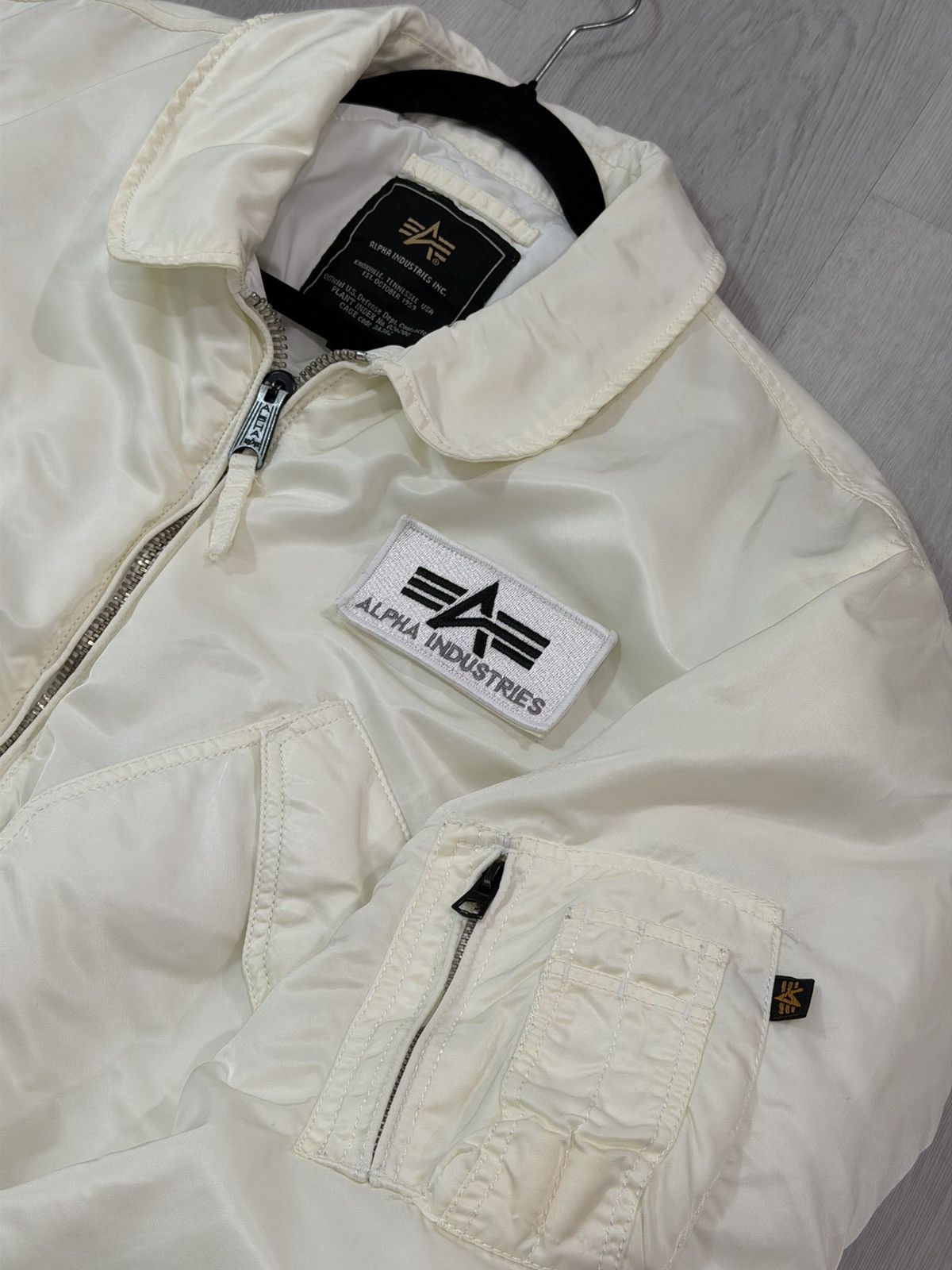 Alpha Industries Vintage 90s Alpha Industries Bomber Jacket XL Nylon CWU-45 Size US XL / EU 56 / 4 - 2 Thumbnail