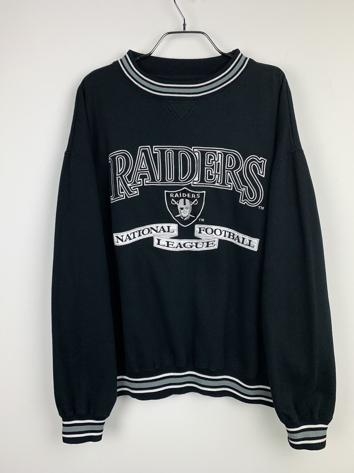 NFL × Vintage Vintage NFL Oakland Raiders Sweatshirt XL Size Size US XL / EU 56 / 4 - 1 Thumbnail