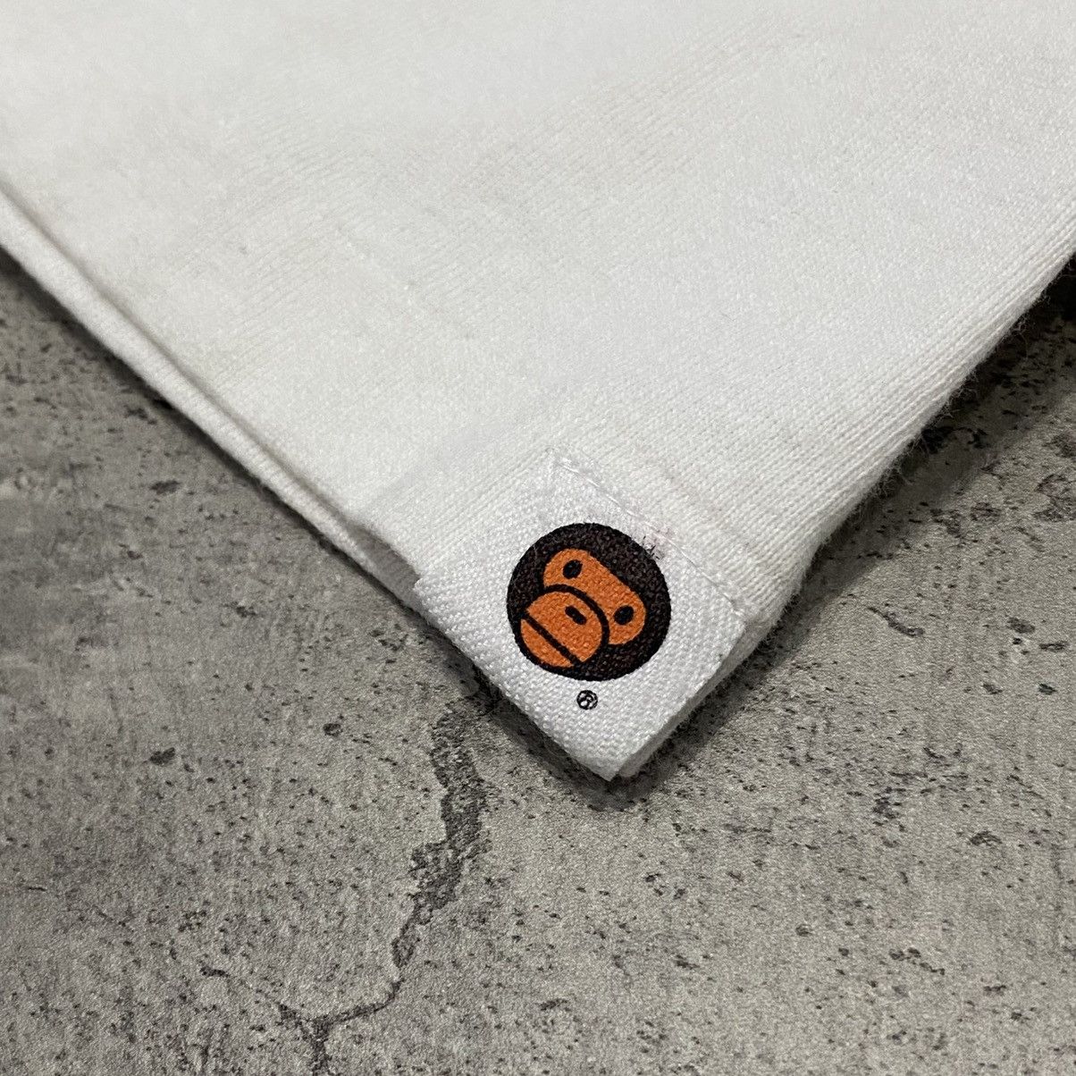 Bape × Kaws Baby Milo Kaws White Short Sleeve Elephant Sta Size US M / EU 48-50 / 2 - 5 Thumbnail
