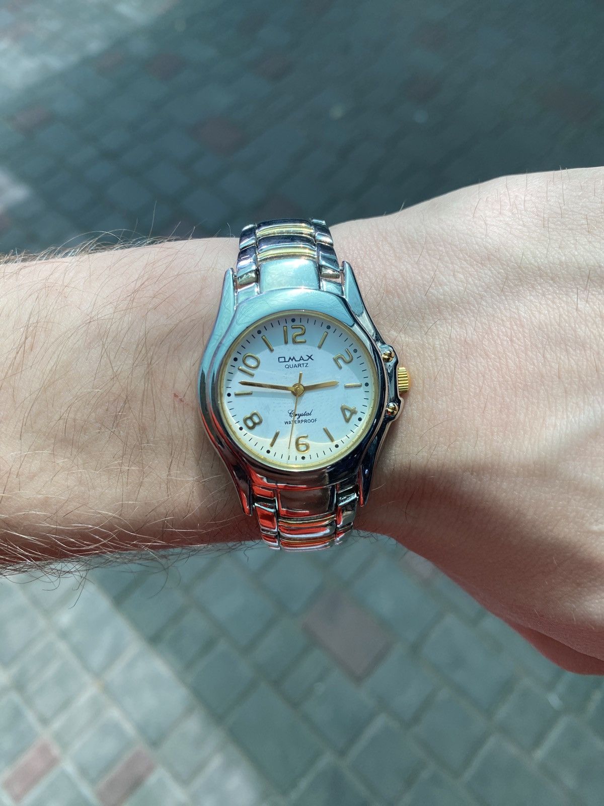 Japanese Brand Stylish OMAX Crystal Watch Quartz Working Size ONE SIZE - 4 Thumbnail