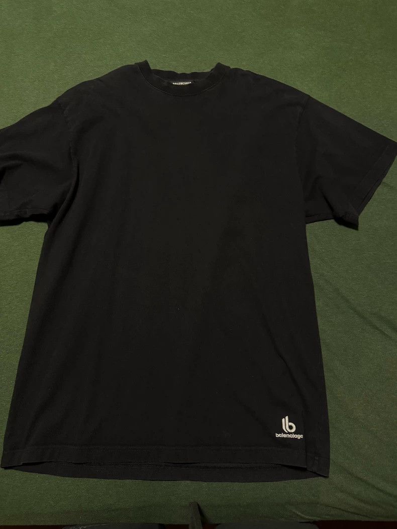 Balenciaga Balenciaga Short sleeve Size US L / EU 52-54 / 3 - 1 Thumbnail