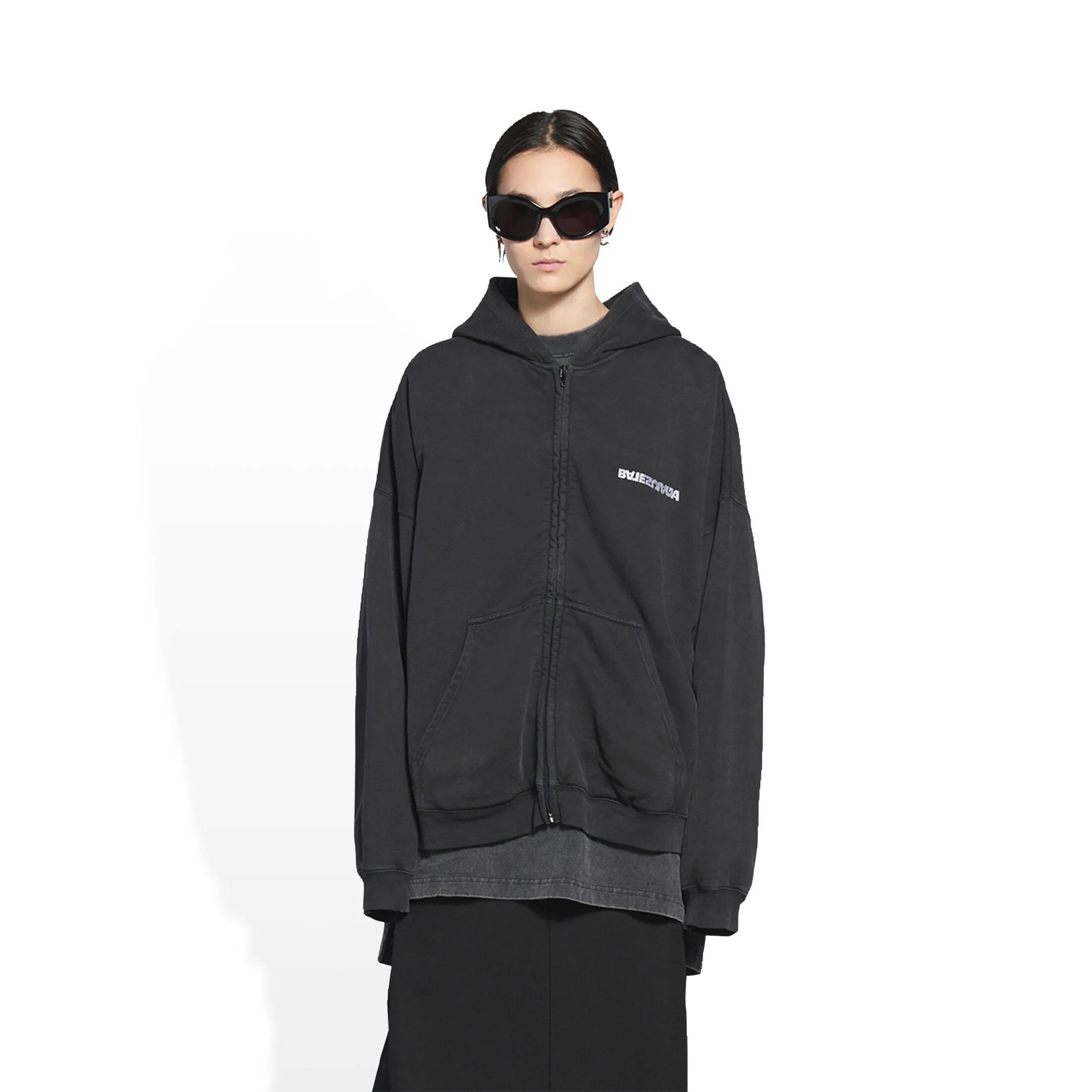 o1in1g1024 Turn Wide Fit Zip-Up Hoodie in Black