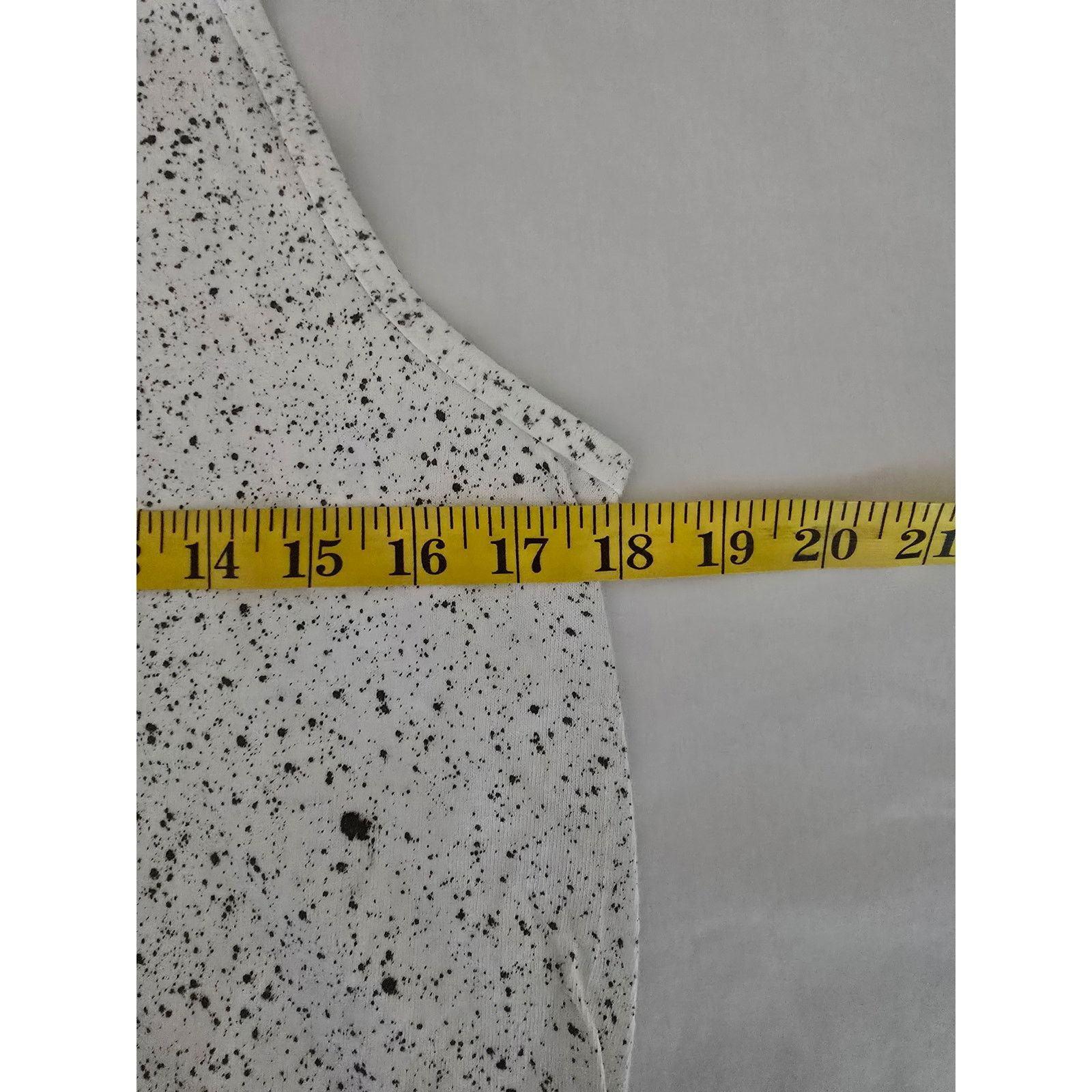 Vintage Vintage Blank Tank Top Womens White Speckled Sleeveless Tee Size L / US 10 / IT 46 - 11 Thumbnail