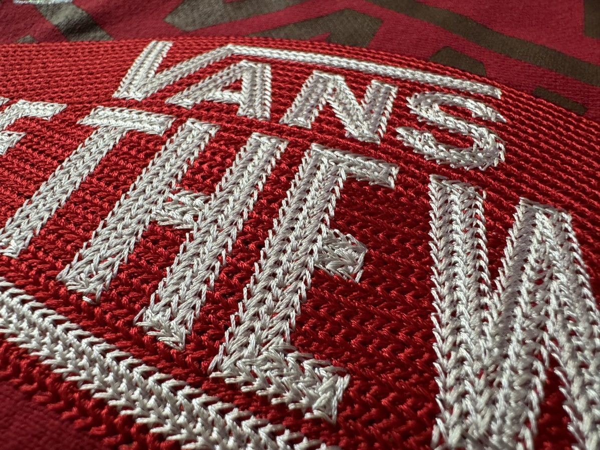Advisory Board Crystals × Vans Large Vans Opal Shoebox Hoodie Glitter Embroidery ABC 123 Size US L / EU 52-54 / 3 - 9 Thumbnail