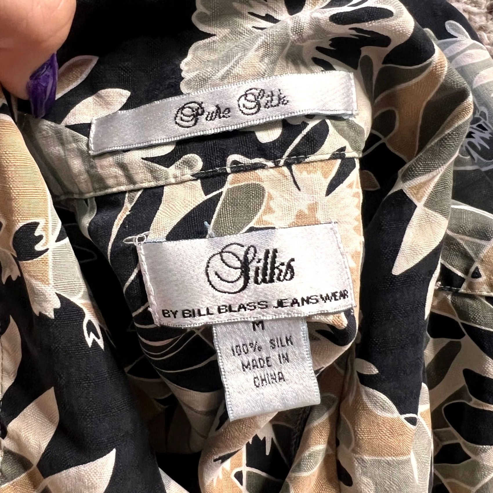Vintage VINTAGE Bill Blass Button Up Mens Size M Silk Black Short Sleeve Shirt Size US M / EU 48-50 / 2 - 4 Thumbnail