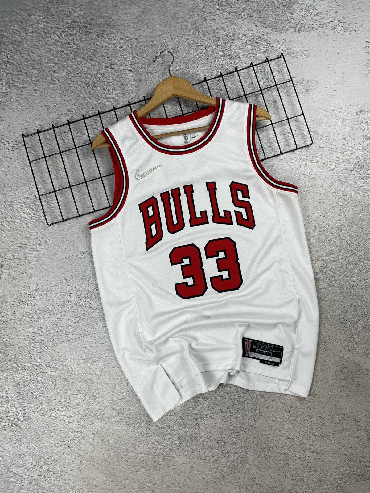 NBA × Nike × Vintage PIPPEN Vintage Chicago Bulls Nike Basketball Jersey L size Size US L / EU 52-54 / 3 - 1 Thumbnail