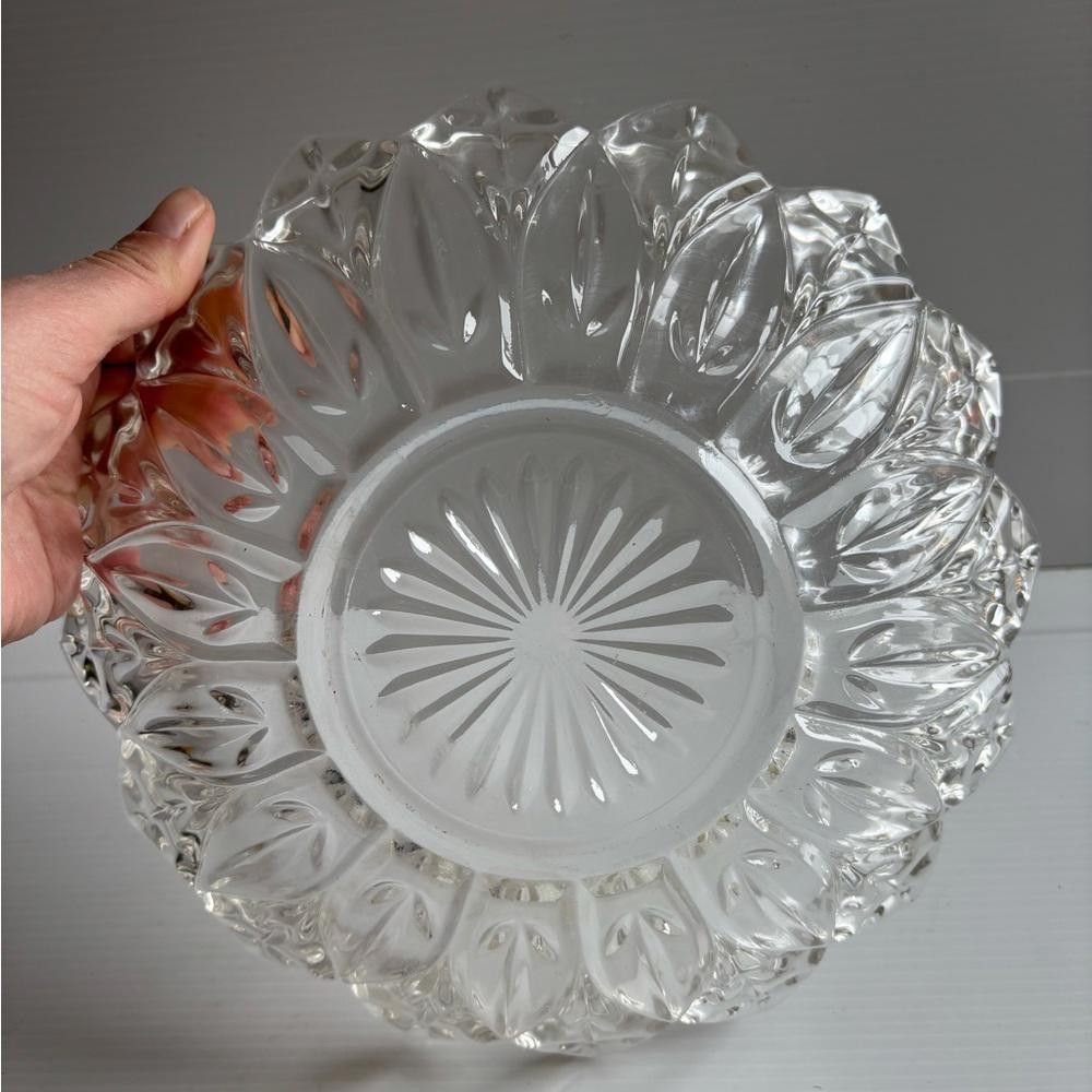 Designer Federal Glass Clear Flower Petal Bowl Size ONE SIZE - 3 Thumbnail