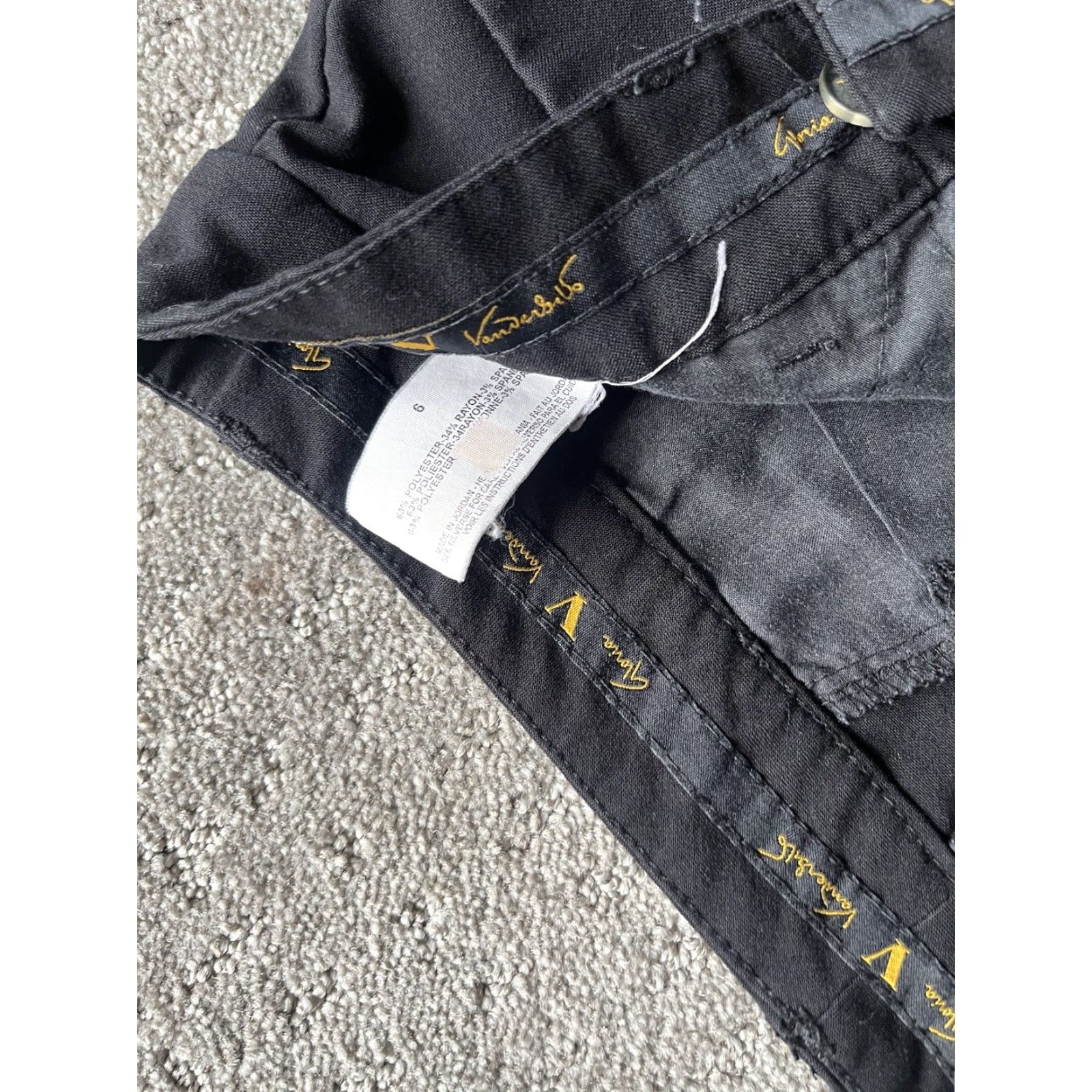 Gloria Vanderbilt Gloria Vanderbilt Dress Pants Women Regular Size 6 Black Mid-Rise Flat Front Zip Zipper Bootcut Inseam 31.5 in Polyester Blend Size 28" / US 6 / IT 42 - 5 Thumbnail