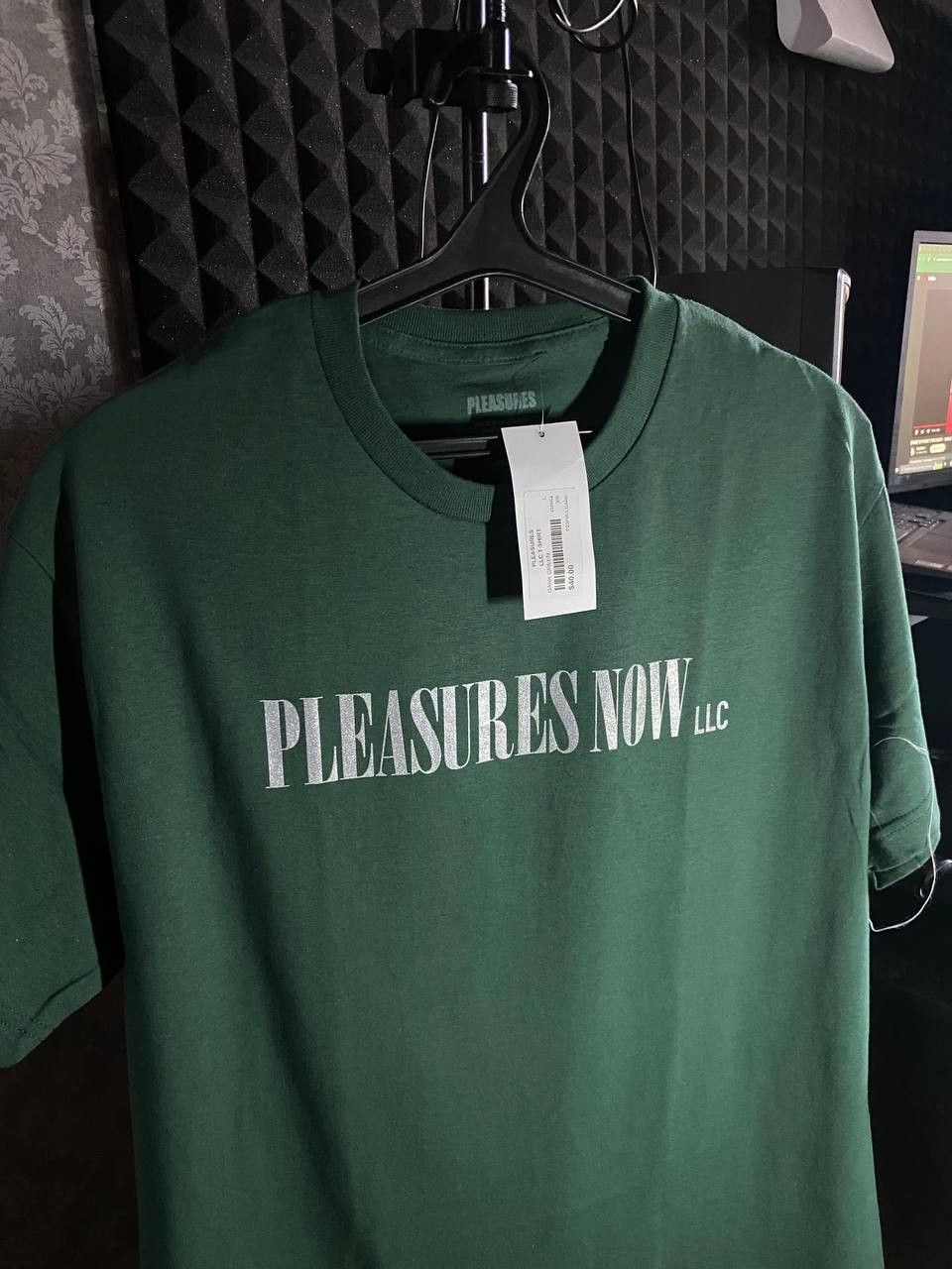 Pleasures Pleasures - Now Tee Size US M / EU 48-50 / 2 - 1 Thumbnail