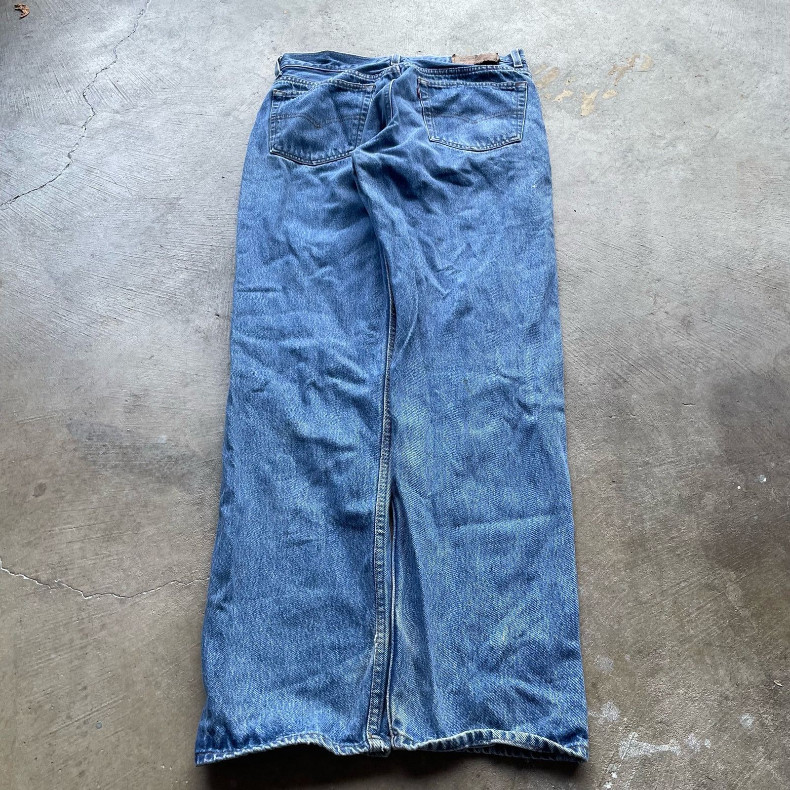 Vintage VINTAGE 501 LEVIS JEANS MADE IN USA 90S MEASURES 32X30 Size US 32 / EU 48 - 2 Thumbnail