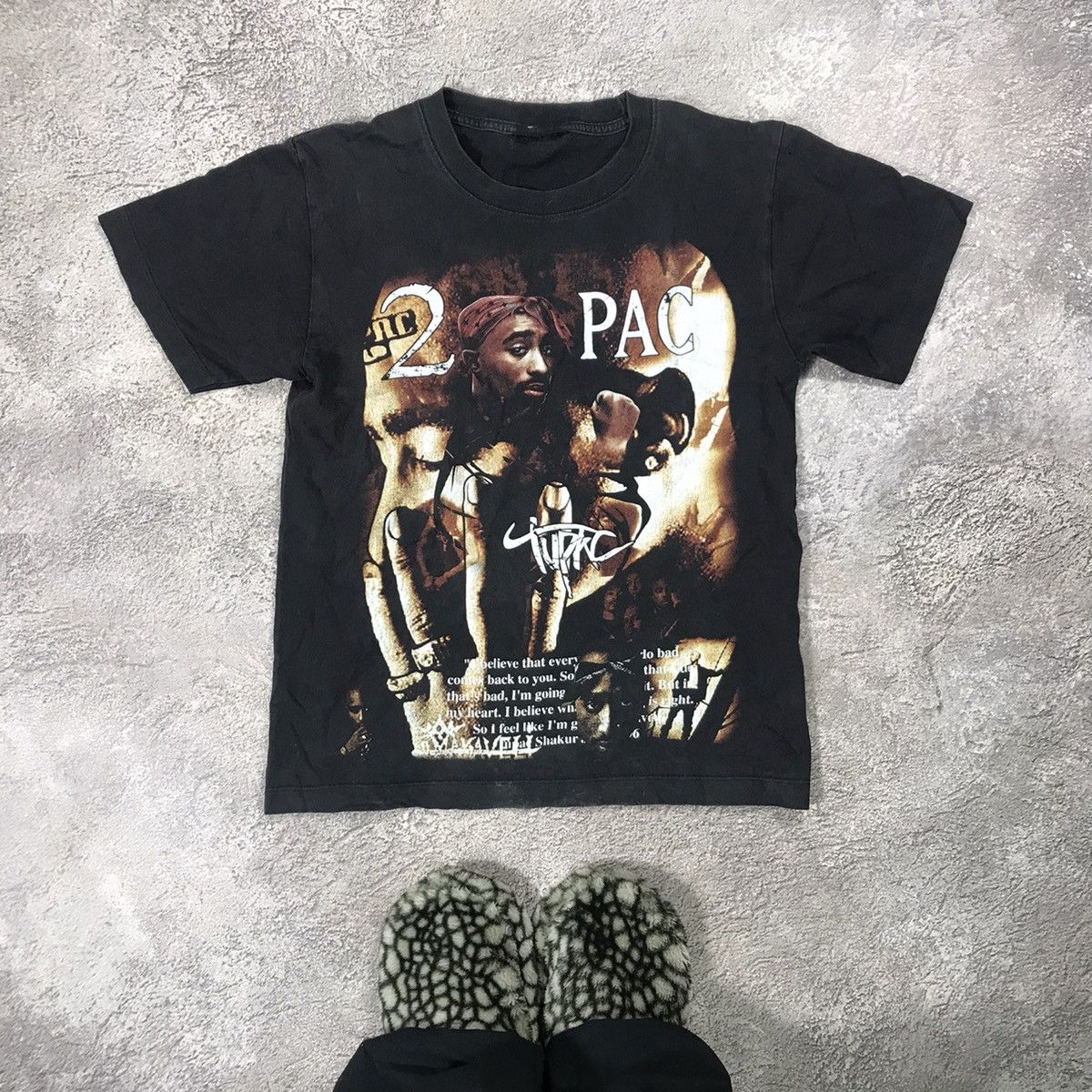 Band Tees Vintage Band Tee Tupac Amaru Shakur Rap Tee HIphop Music 90s Size US S / EU 44-46 / 1 - 1 Thumbnail