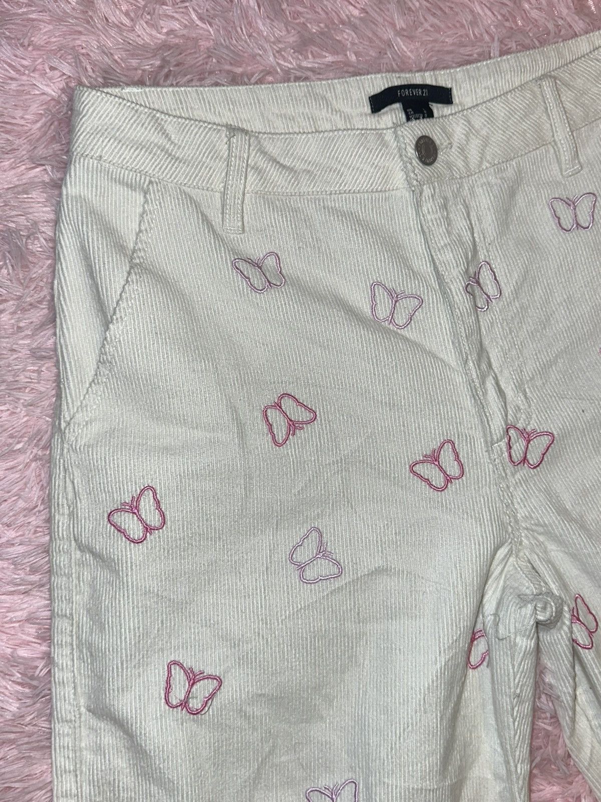 Forever 21 Y2K Forever 21 White Corduroy Butterfly Flare Cargo Pants Size 30" / US 8 / IT 44 - 2 Thumbnail