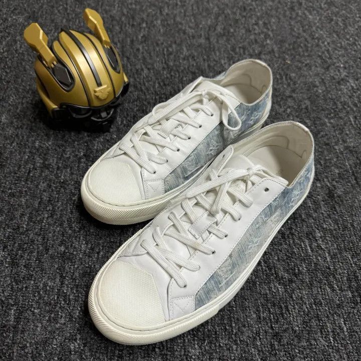 Louis Vuitton Louis Vuitton Tattoo Logo Sneakers for Men and Women -2508 Size US 8.5 / EU 41-42 - 1 Thumbnail