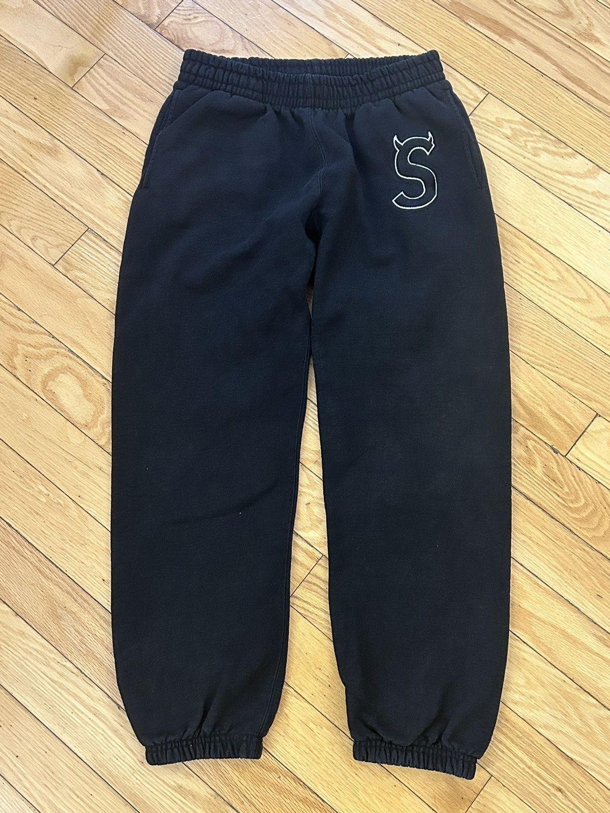 Supreme s logo sweatpant online