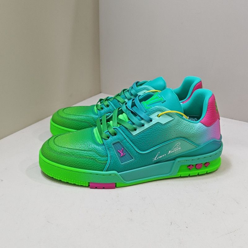 Louis Vuitton Louis Vuitton Trainer Stylish Low-top Sneakers 0079 Size US 9.5 / EU 42-43 - 1 Thumbnail