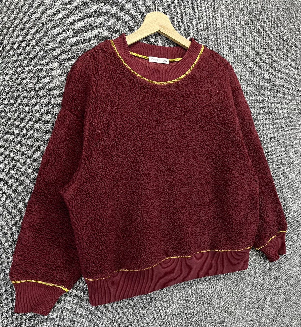 JW Anderson × Uniqlo J.W.Anderson X Uniqlo Deep Pile Fleece Red Sweatshirt Size US L / EU 52-54 / 3 - 2 Thumbnail