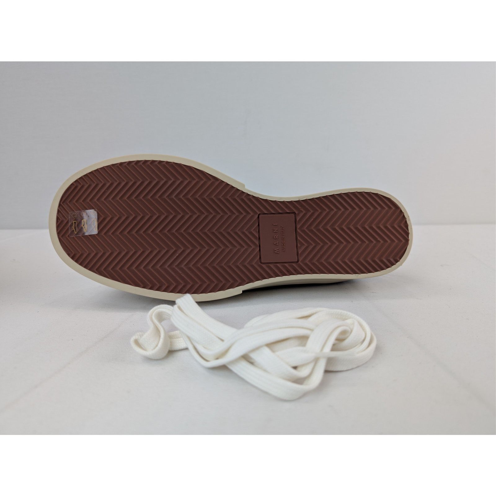 Marni o1rshd1 Pablo low-top sneakers in green and beige Size US 9 / EU 42 - 12 Thumbnail