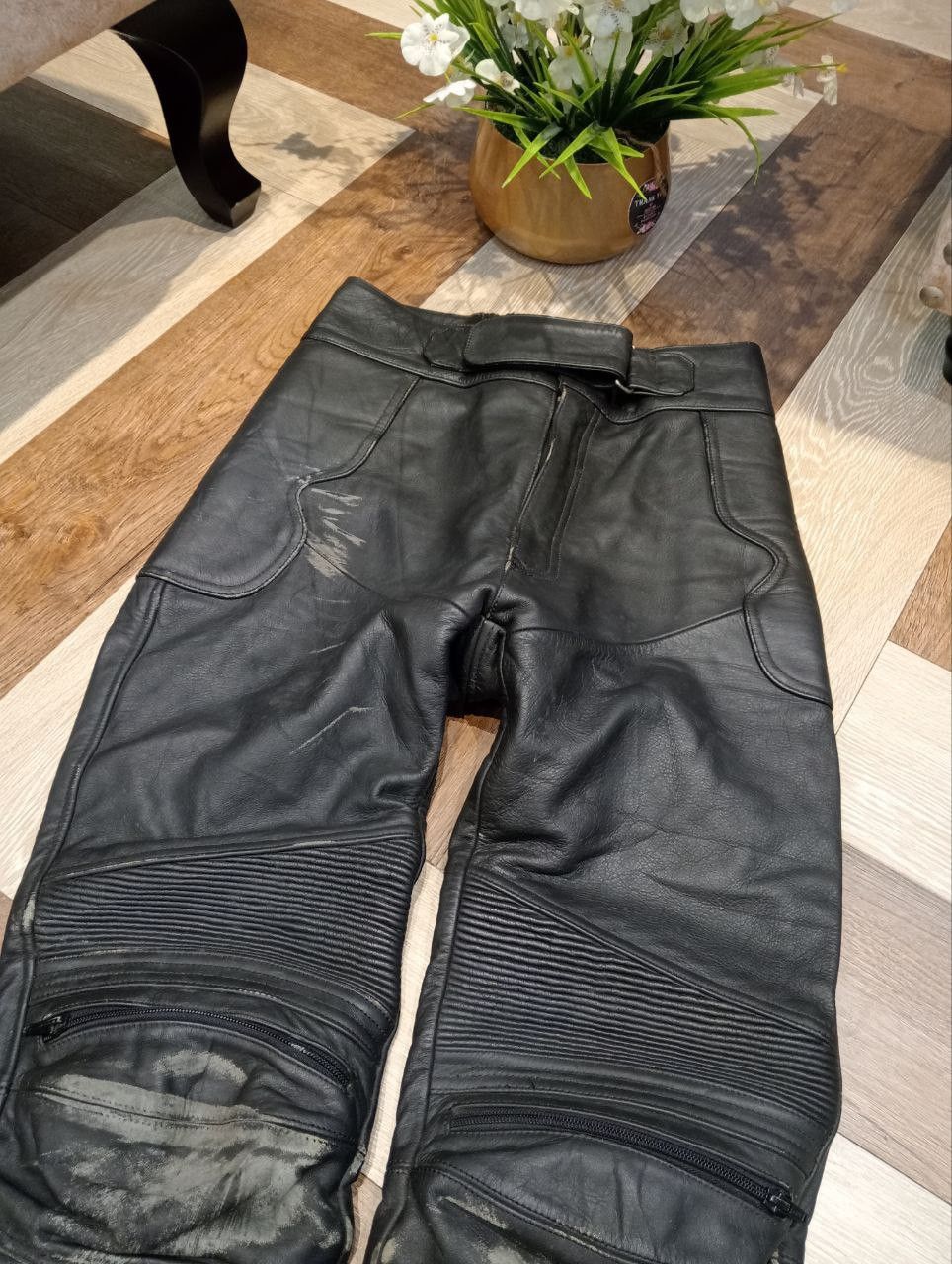 Gear for Sports SRP RIDING GEAR MOTORCYCLE LEATHER PANTS Size US 29 - 6 Thumbnail