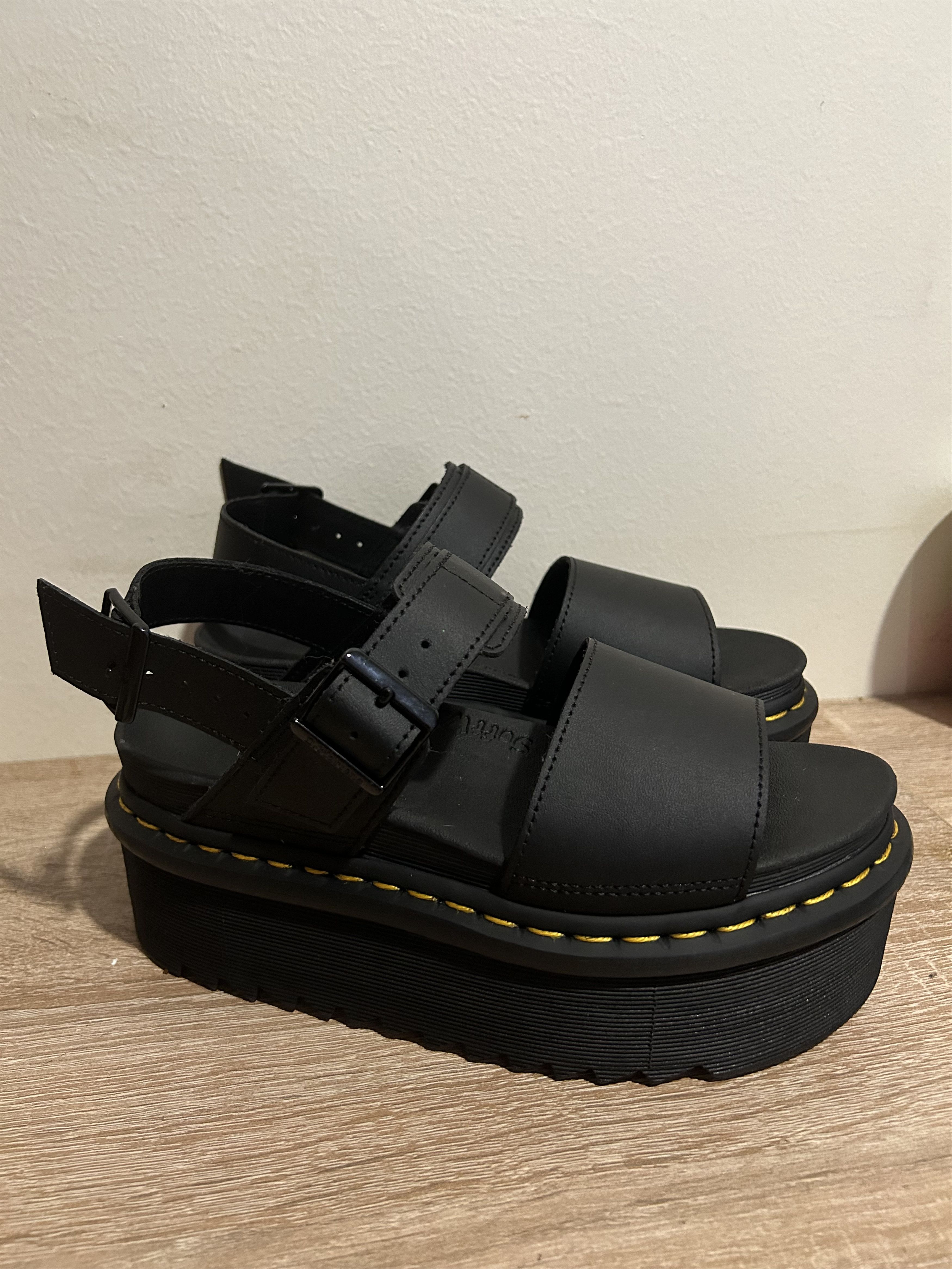 image of Dr Martens Dr. Martens Shoes in Black, Women's (Size 5.5)