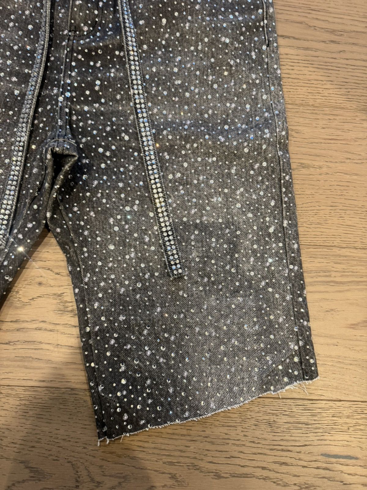 Birth of Royal Child Birth of Royal Child Swarovski Denim Cut-Off Shorts Size US 36 / EU 52 - 8 Thumbnail