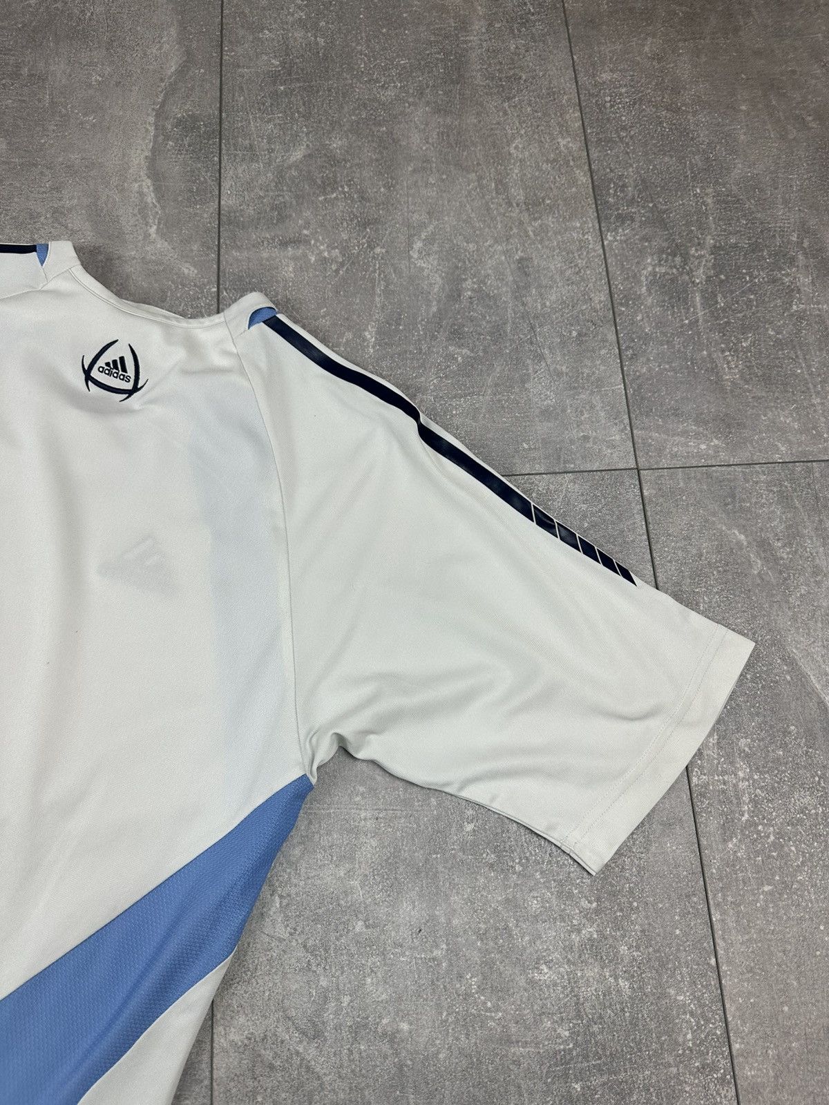 Adidas Adidas Real Madrid 2005/6 Home Training Soccer Jersey Size US S / EU 44-46 / 1 - 14 Thumbnail