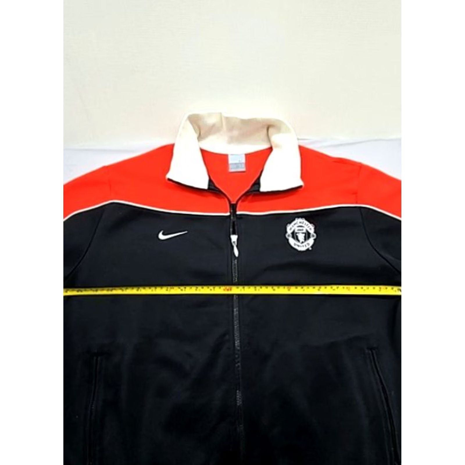 Nike Nike Manchester United Track Jacket - Red Black White XL Mens Vintage Sportswear Jacket Size US XL / EU 56 / 4 - 7 Thumbnail