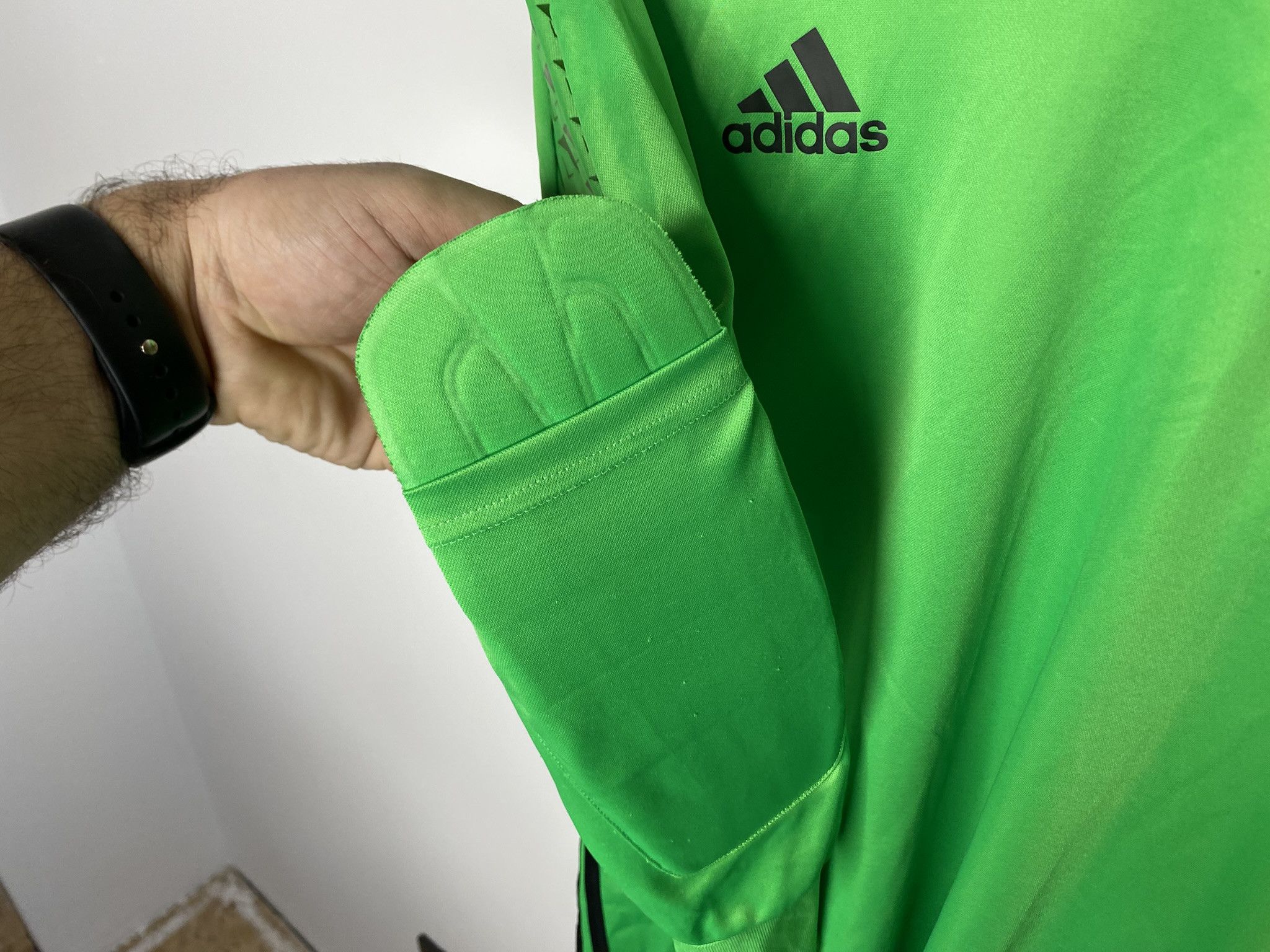 Adidas BELGIUM 2016 2017 GOALKEEPER FOOTBALL SHIRT SOCCER JERSEY Size US M / EU 48-50 / 2 - 5 Thumbnail