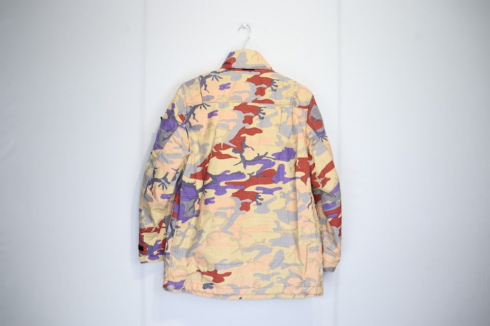 Stone Island o1rshd1 Camouflage Down Jacket in Multicolor Size US L / EU 52-54 / 3 - 9 Thumbnail