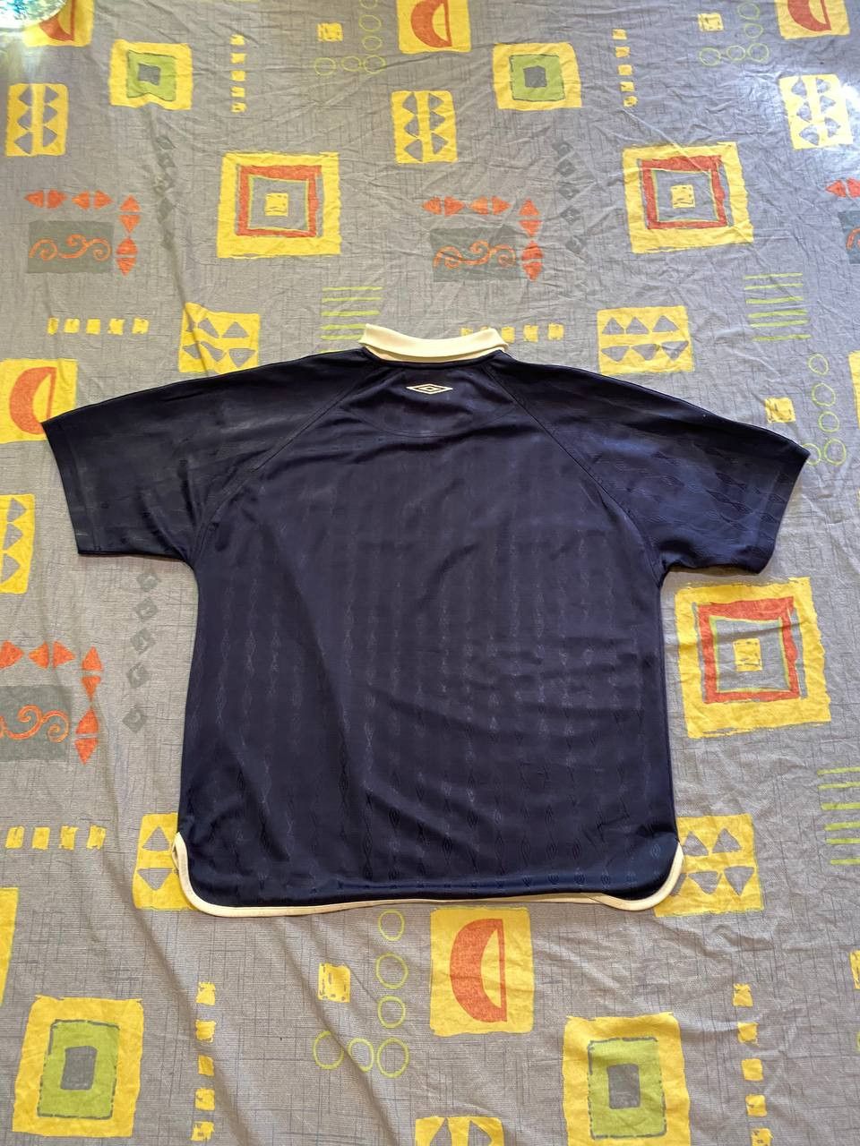 Umbro Umbro Vintage Streetwear T-Shirt Size US L / EU 52-54 / 3 - 15 Thumbnail