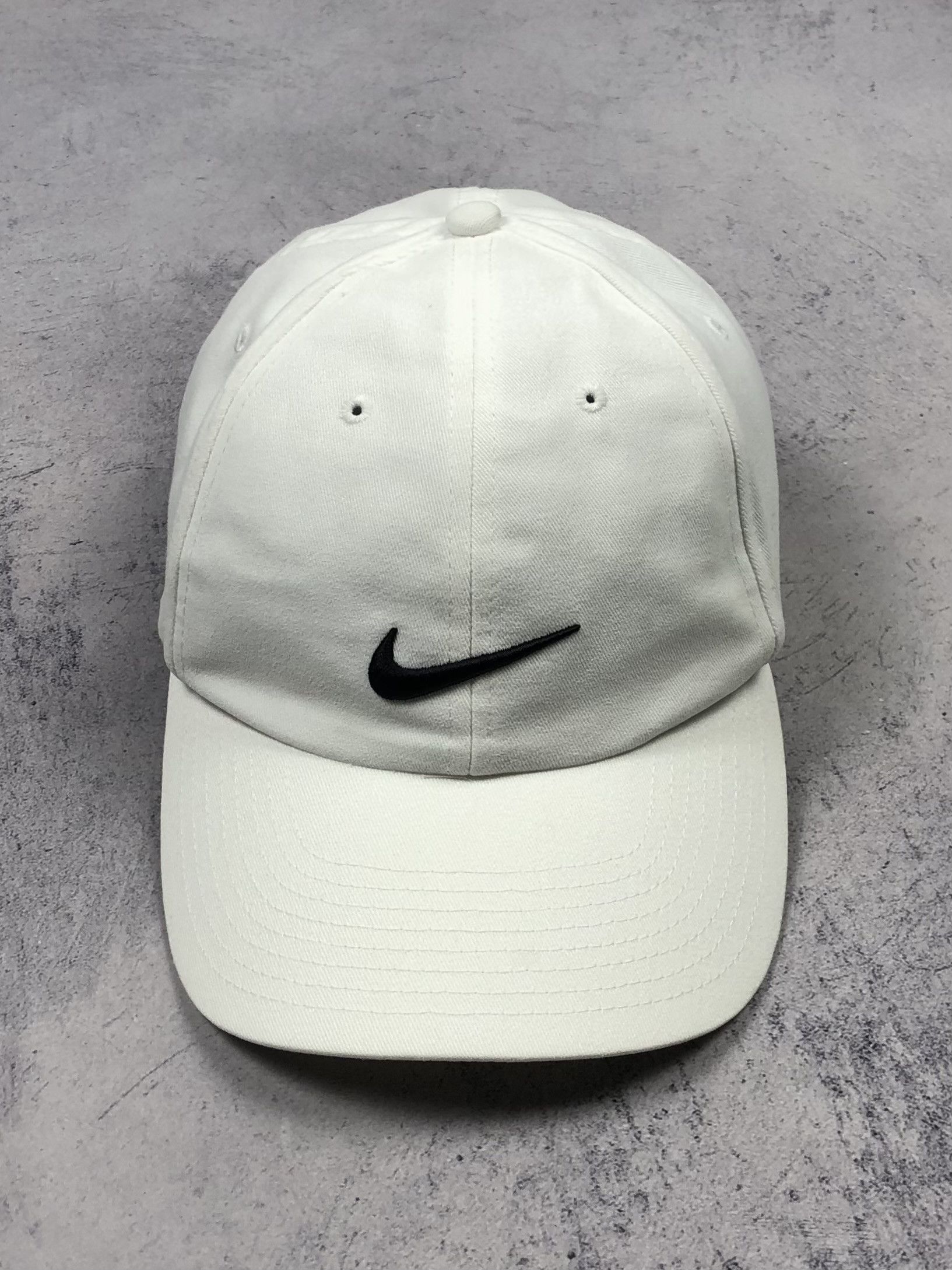 Nike Nike Y2K Swoosh Vintage Cap Size ONE SIZE - 1 Thumbnail