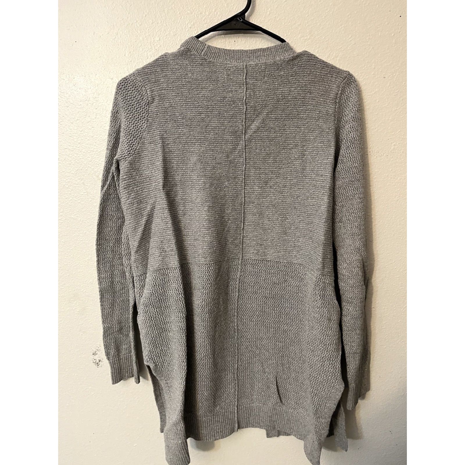 Abercrombie & Fitch Abercrombie & Fitch Womens XS Open Front Cardigan Gray Sweater Fall 2020s Size XS / US 0-2 / IT 36-38 - 2 Thumbnail