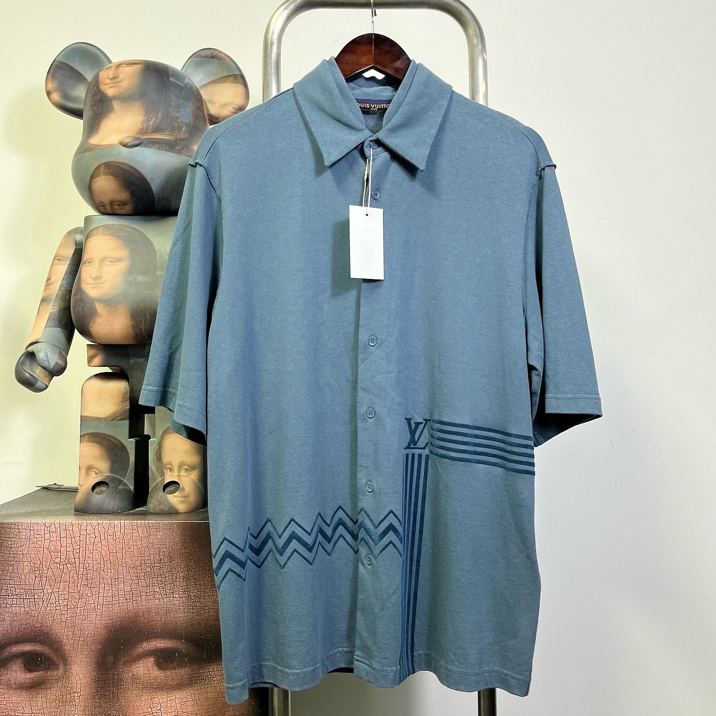 Louis Vuitton Louis Vuitton Logo Jacquard Short Sleeve Shirt Size S Size US S / EU 44-46 / 1 - 1 Thumbnail