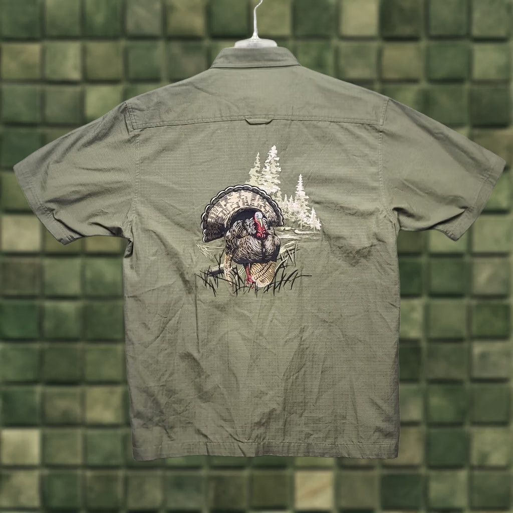 Vintage VINTAGE? Legendary Whitetails Shirt Mens M Regular Fit Short Sleeve Embroidered Turkey Size US M / EU 48-50 / 2 - 1 Thumbnail