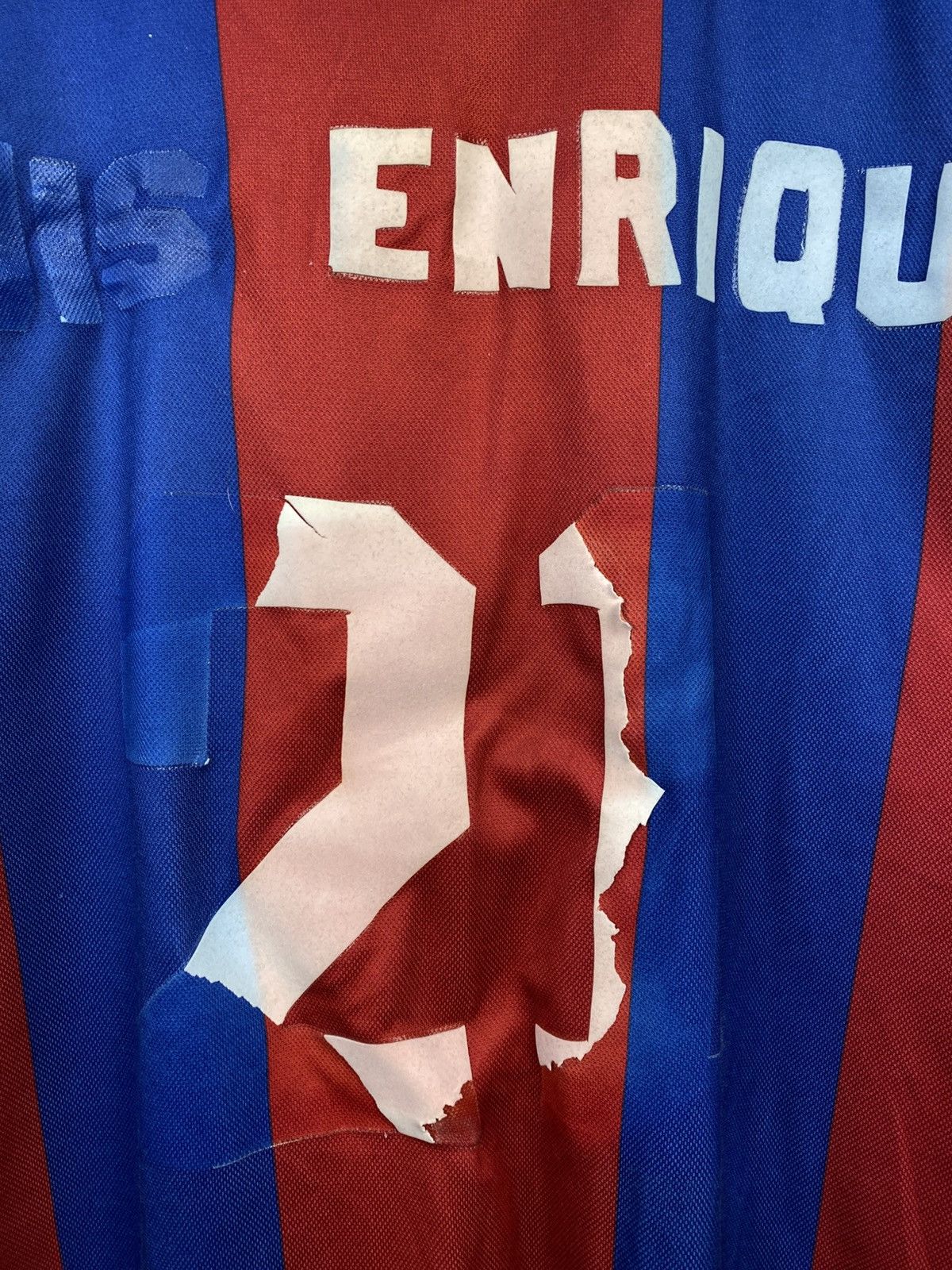 Nike NIKE BARCELONA CENTENARY HOME #21 Luis Enrique Size US S / EU 44-46 / 1 - 10 Thumbnail