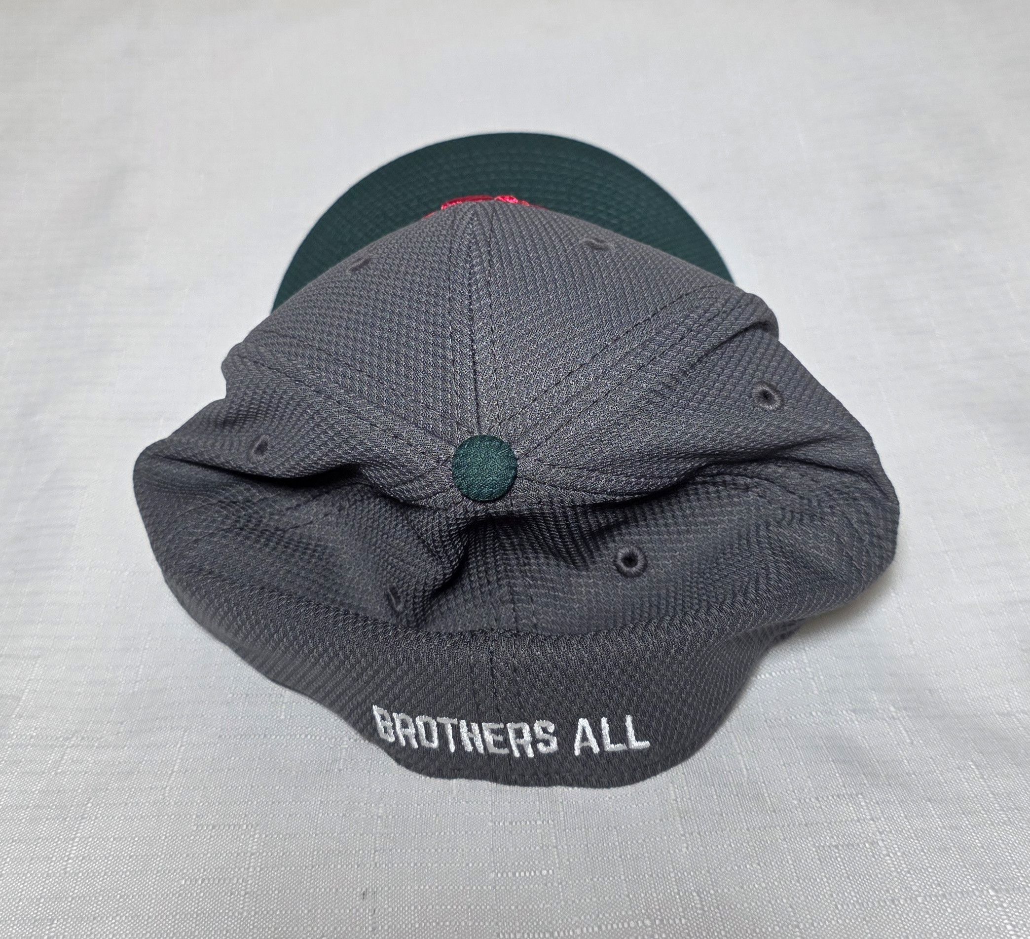 New Era Star Wars X New Era Rare Mandalorian "Brothers All" Hat Size ONE SIZE - 3 Thumbnail