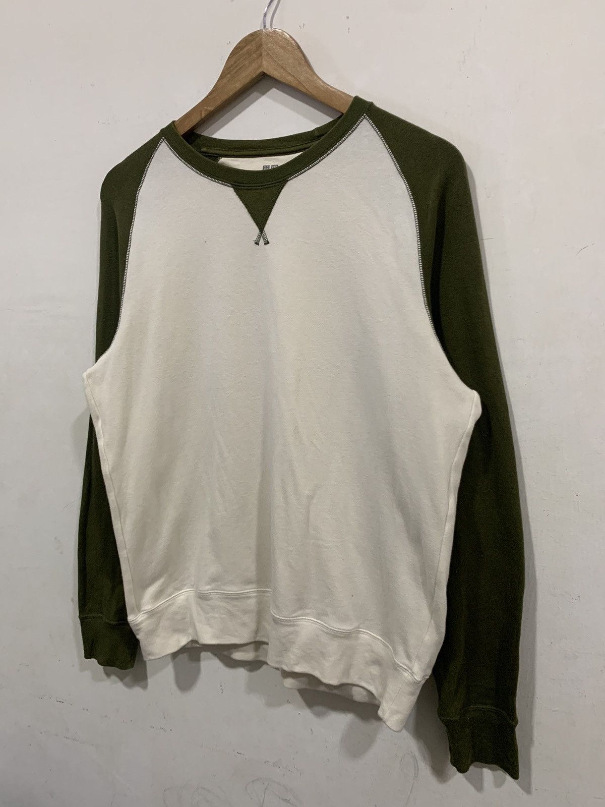Uniqlo Uniqlo Long Sleeve Medium Size Size US M / EU 48-50 / 2 - 2 Thumbnail