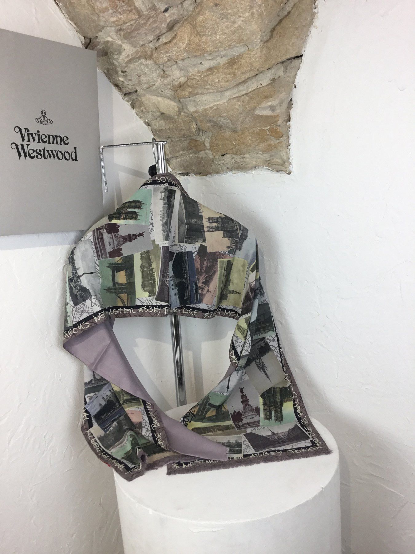 Vivienne Westwood Silk stole Vivienne Westwood Size ONE SIZE - 8 Thumbnail