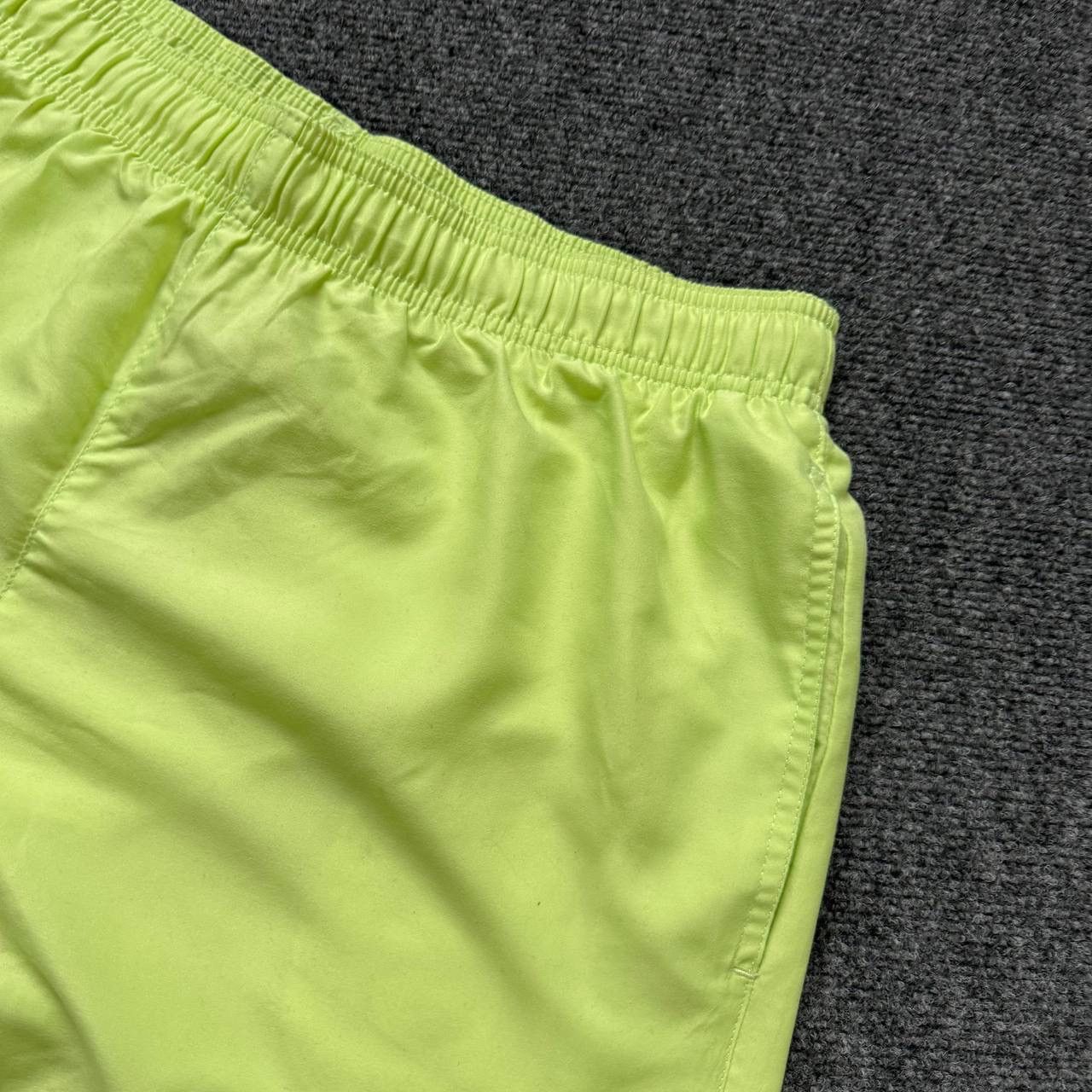 Nike Mans Nike Shorts Size L Sport-wear Y2K 00s USA Swimwear Size US 36 / EU 52 - 12 Thumbnail