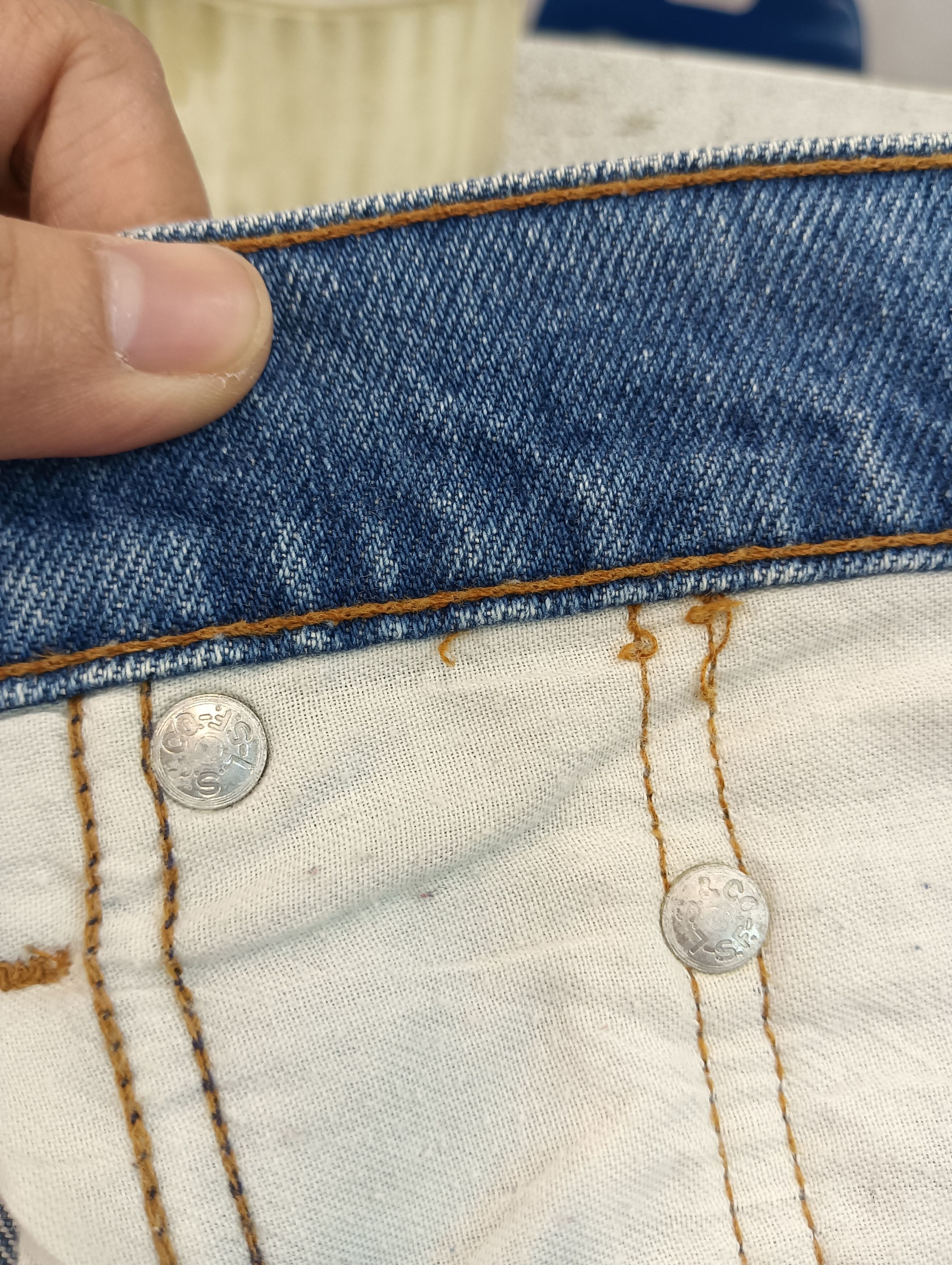 Levi's Vintage Clothing Levi's 505-0217 vtg th 80 button 347 Size US 32 / EU 48 - 6 Thumbnail