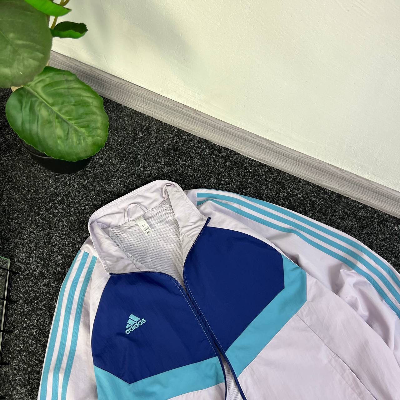 Adidas Adidas light track zip jacket nylon old school casual style Size US L / EU 52-54 / 3 - 2 Thumbnail