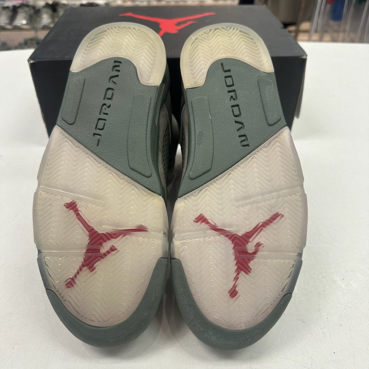 Jordan Brand × Nike Size 8 - Air Jordan 5 Retro Camo - 136027-051 Size US 8 / EU 41 - 5 Thumbnail