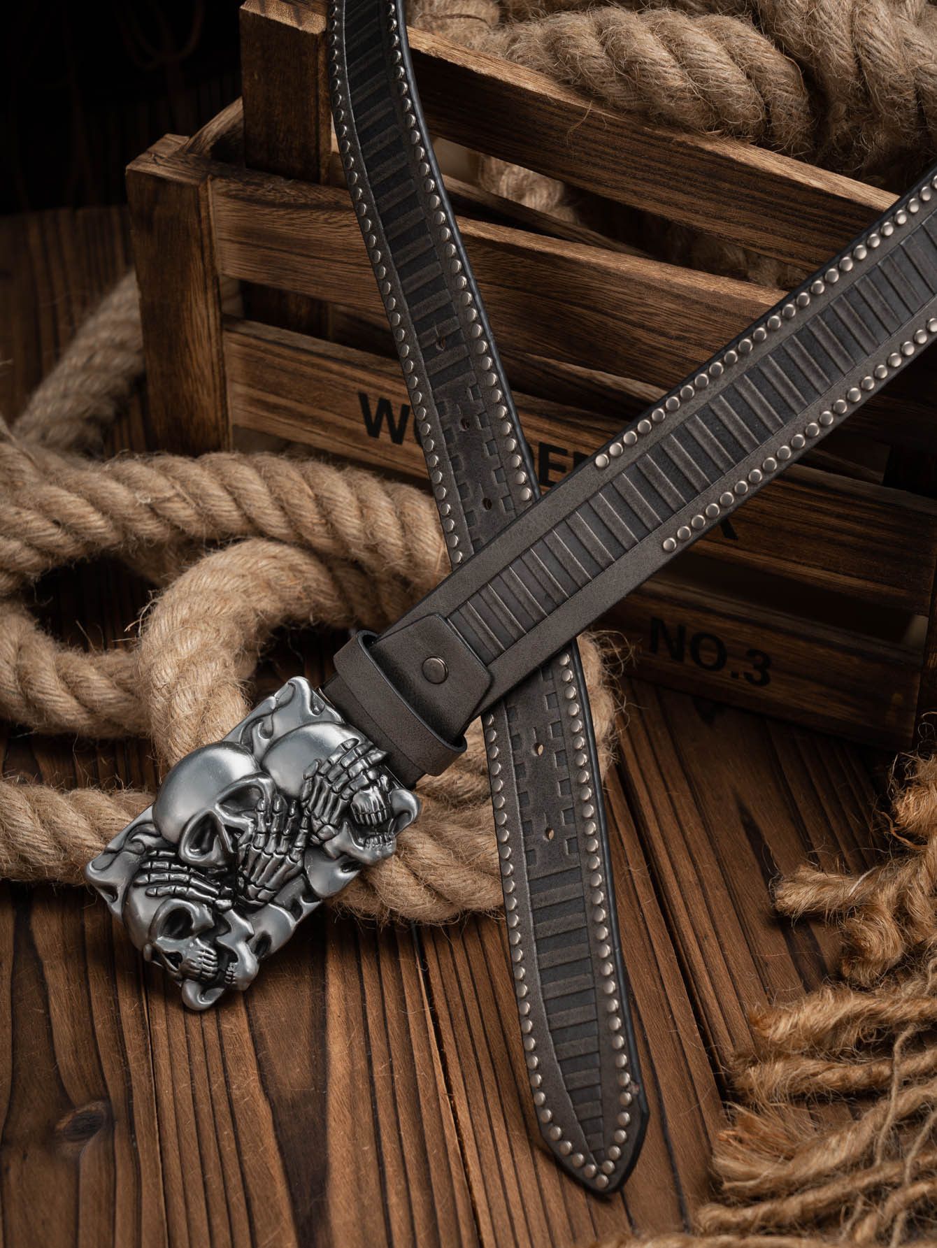 Skull cowboy belt
