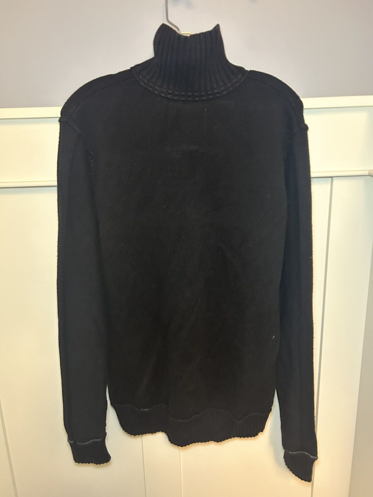 Guess Vintage Guess Jeans USA gothic crest knit turtleneck Size US XL / EU 56 / 4 - 2 Thumbnail
