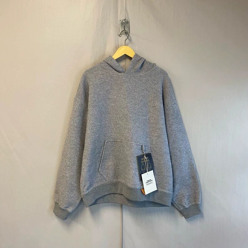 Louis Vuitton Louis Vuitton Gray Wool Hoodie L Size US L / EU 52-54 / 3 - 1 Thumbnail