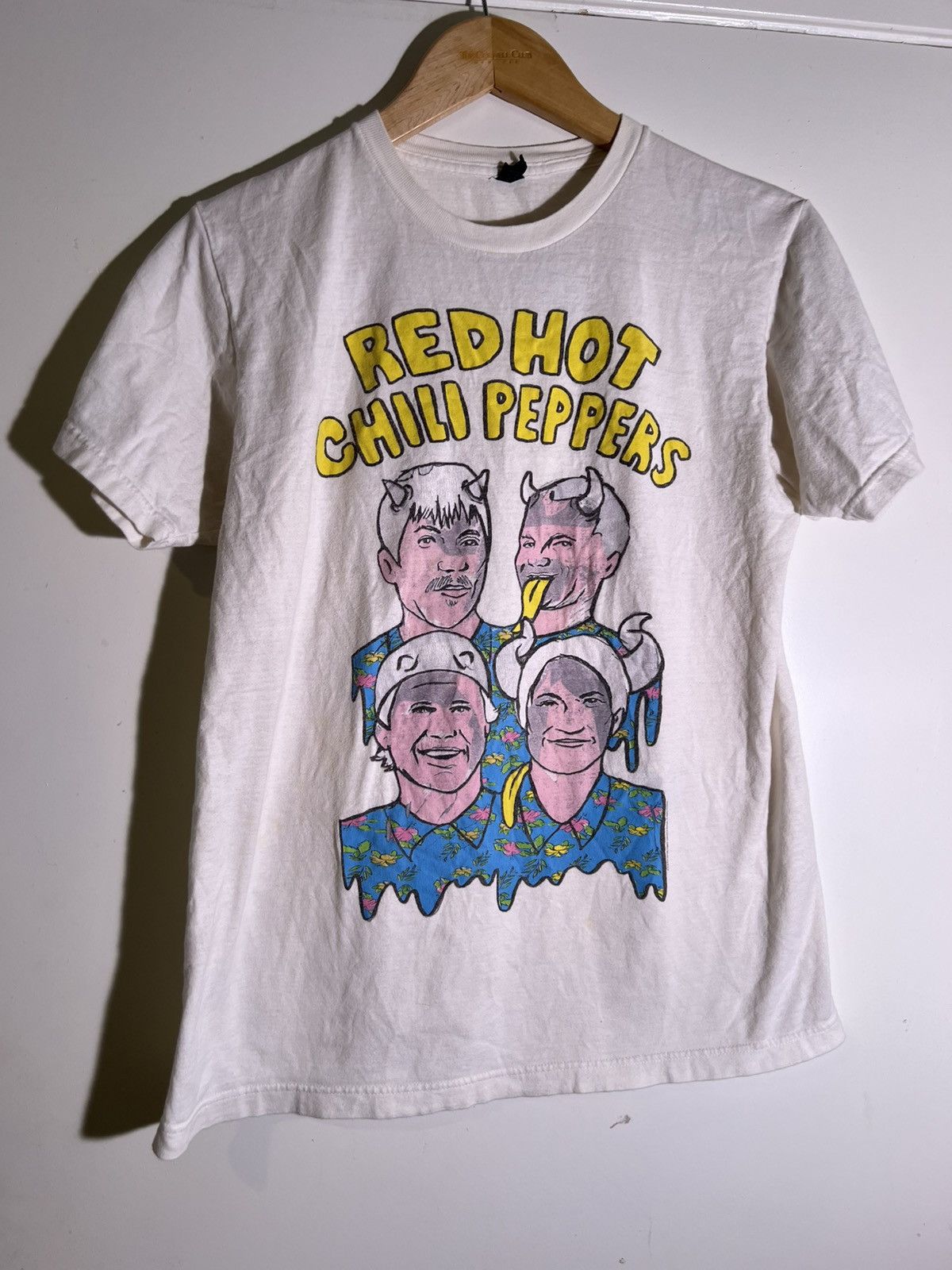 Band Tees 2017 Red Hot Chili Peppers Punk Rock Retro Band Tour T Shirt Size US M / EU 48-50 / 2 - 1 Thumbnail