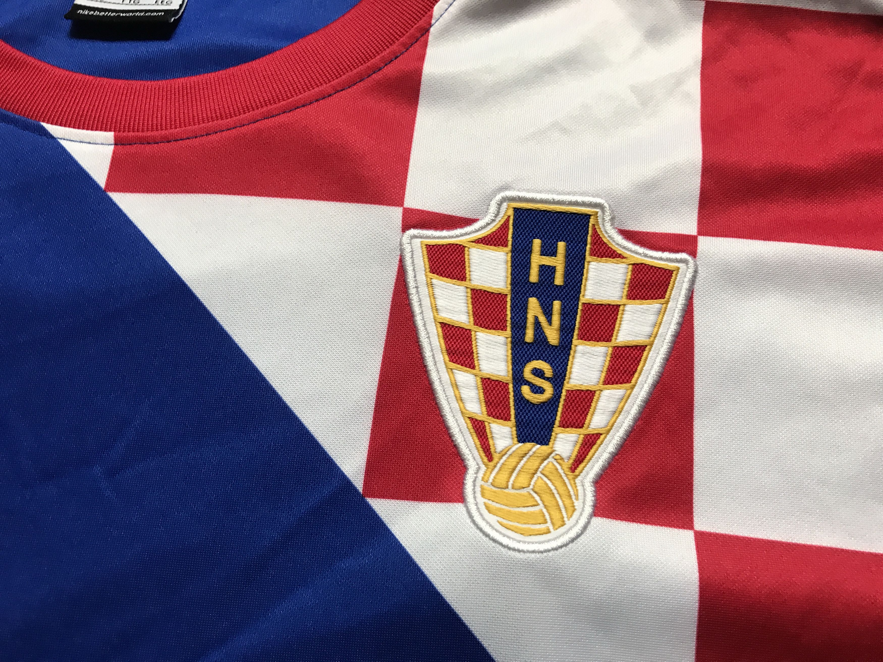 Nike Vintage Nike Croatia Basic Away Shirt 2012-2014 Size US XXL / EU 58 / 5 - 4 Thumbnail