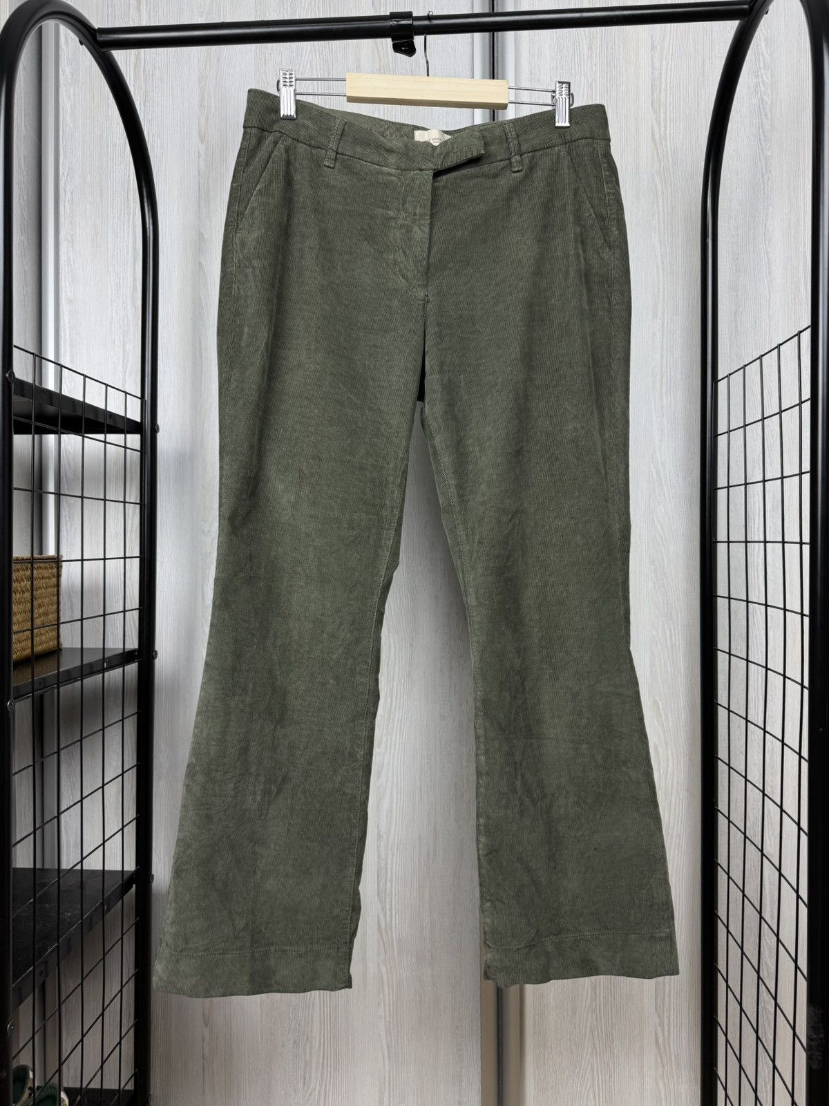 Designer Via Masini 80 Firenze Khaki Green flared corduroy pants Size 30" / US 8 / IT 44 - 1 Thumbnail